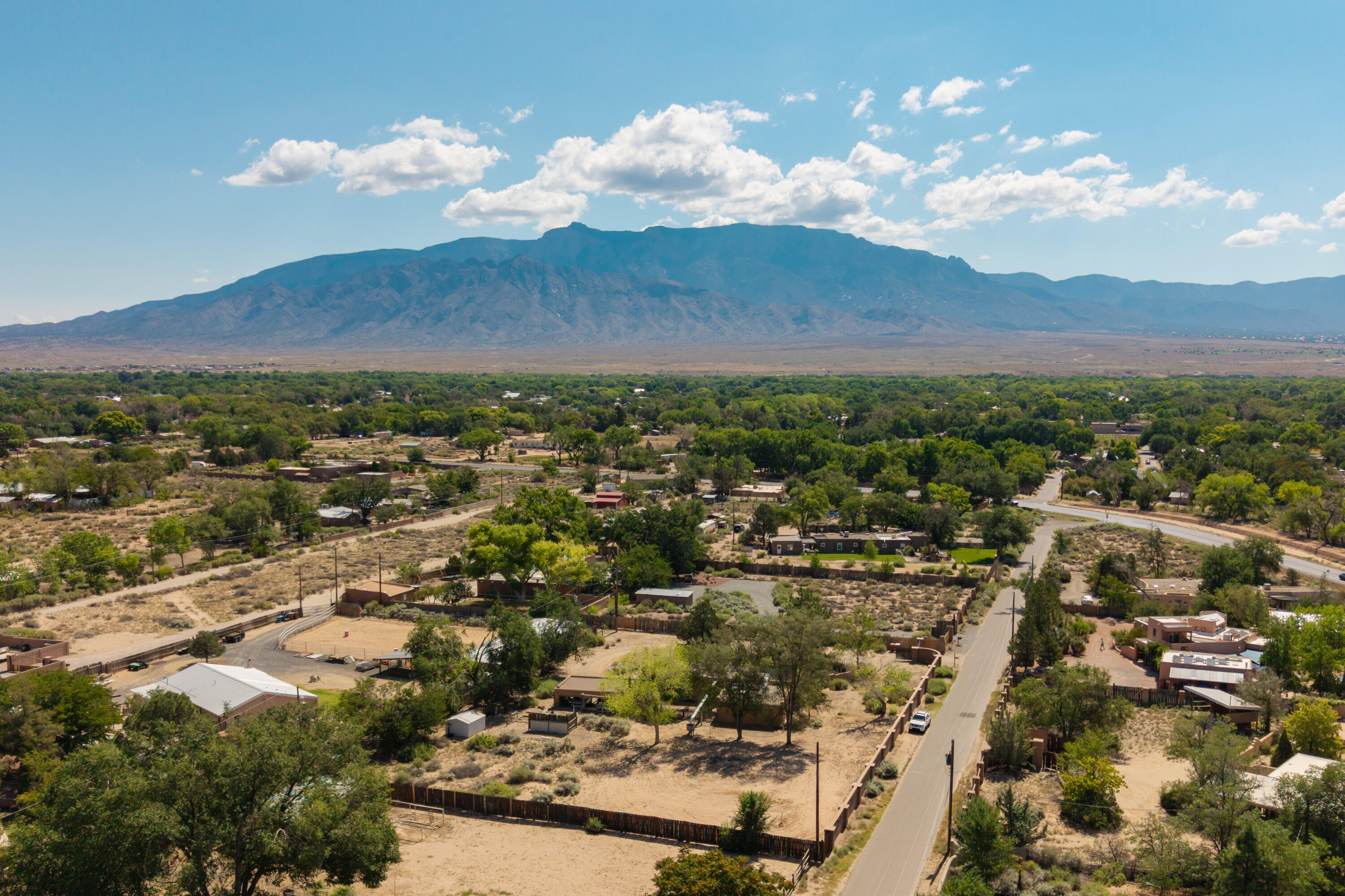 440 CAMINO HERMOSA