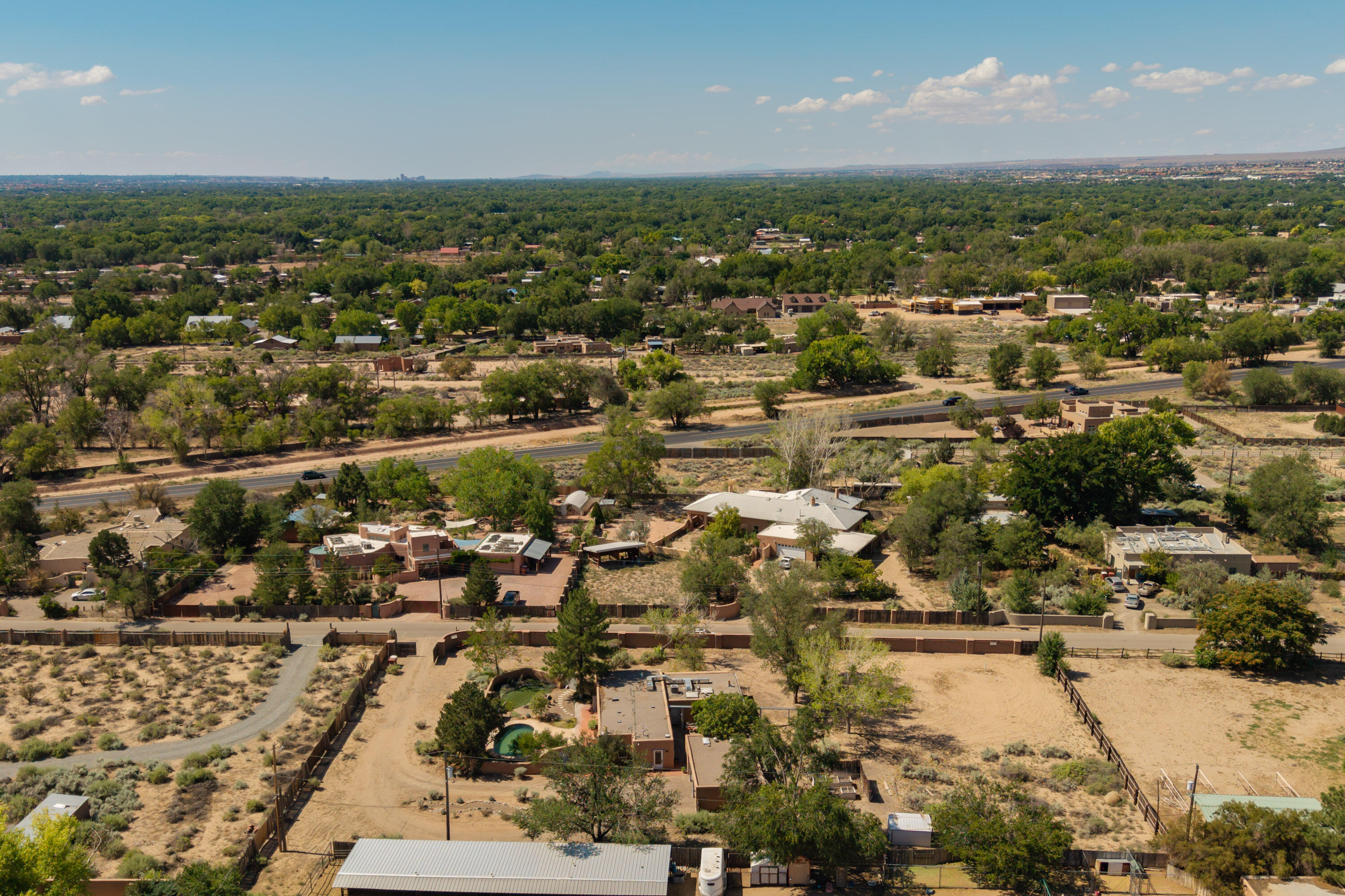 440 CAMINO HERMOSA