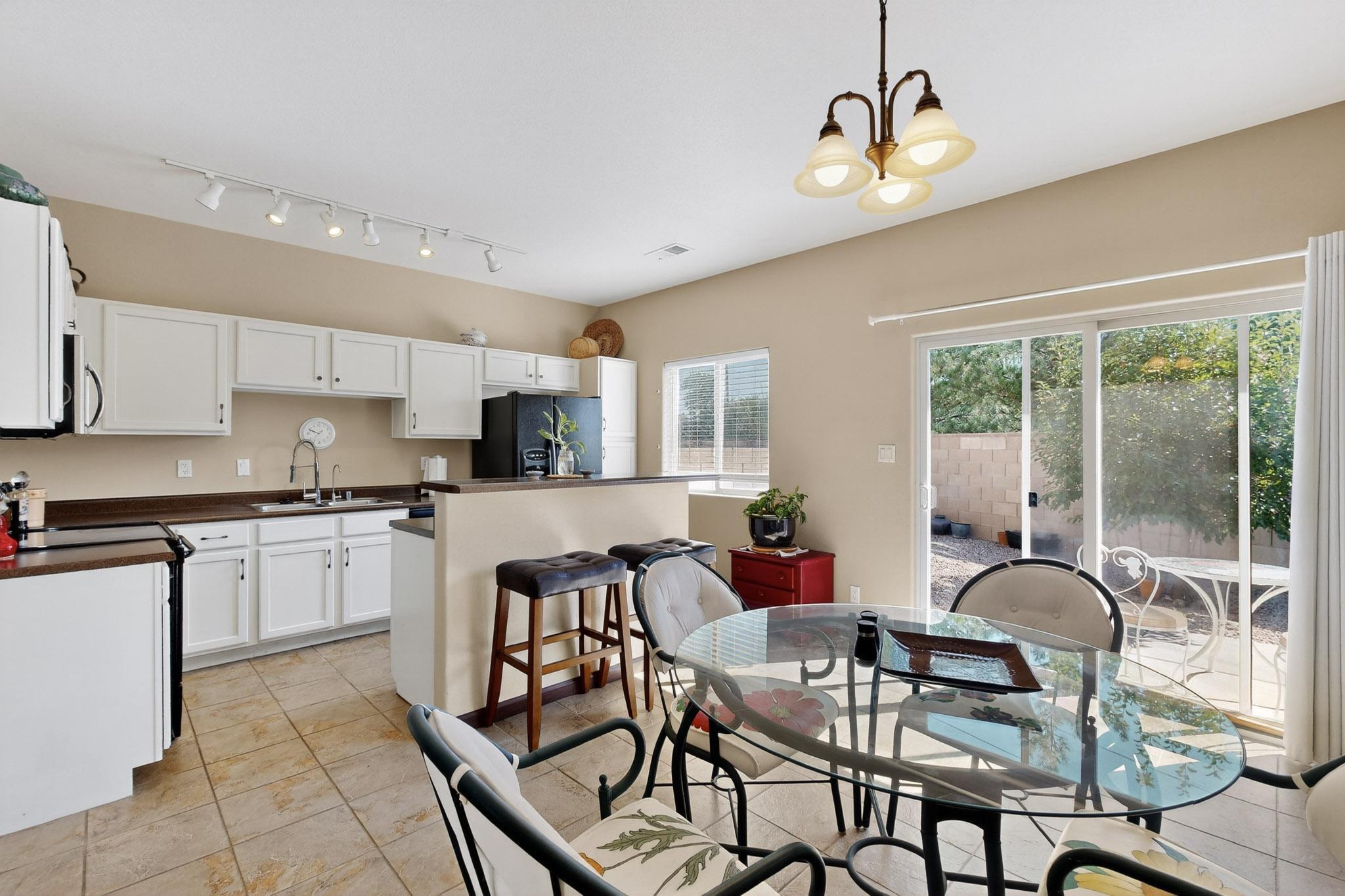 5515 Valle Alegre Way NW