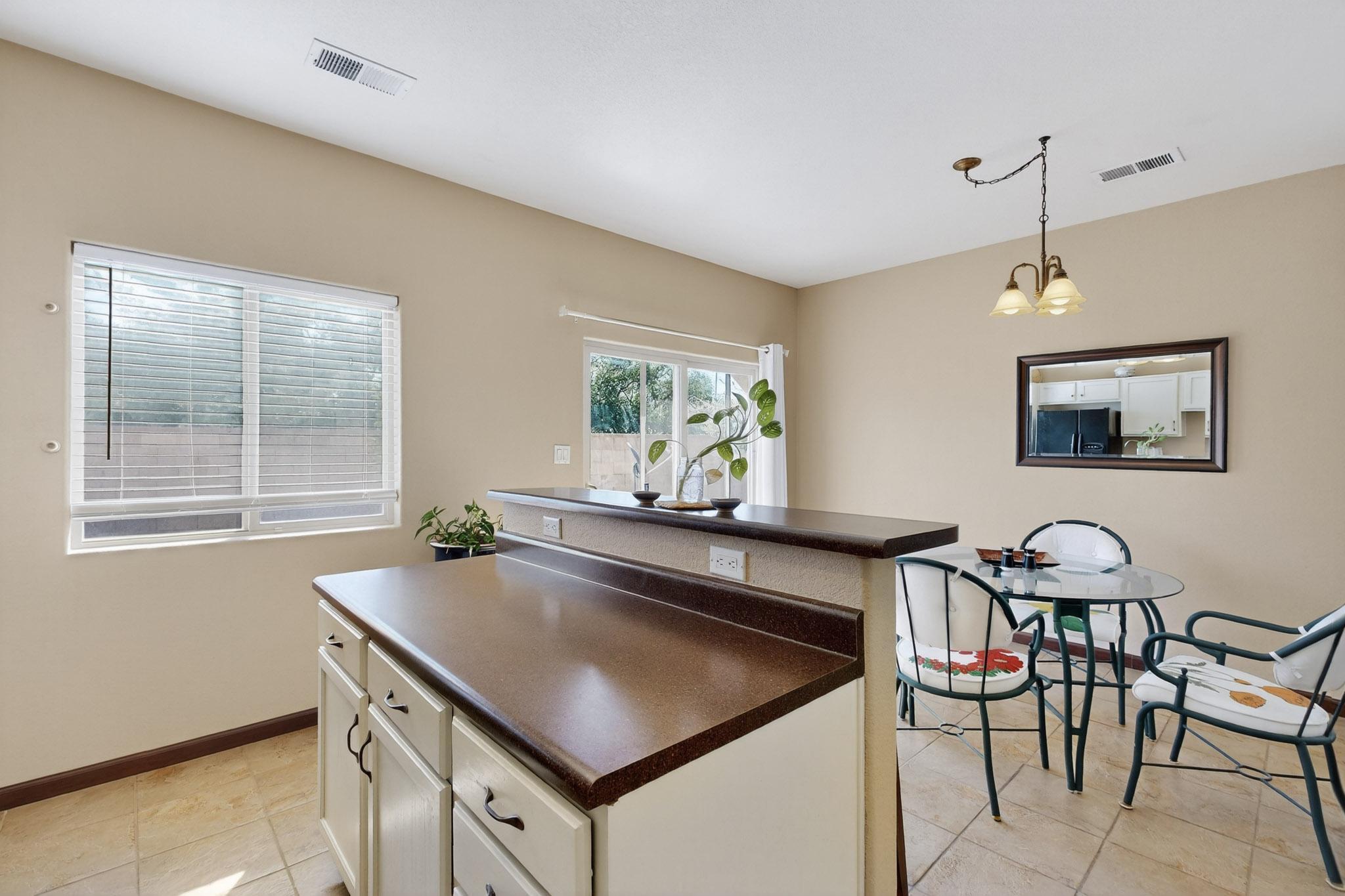 5515 Valle Alegre Way NW