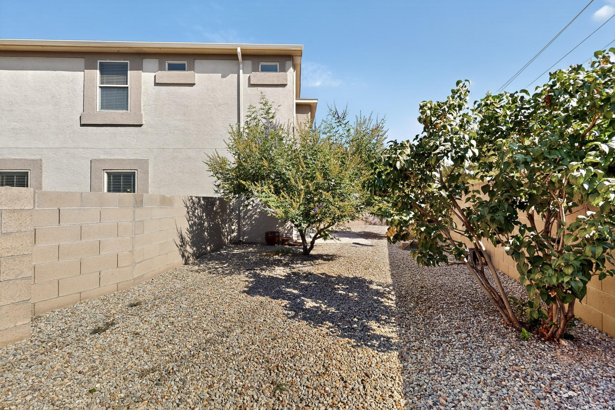 5515 Valle Alegre Way NW