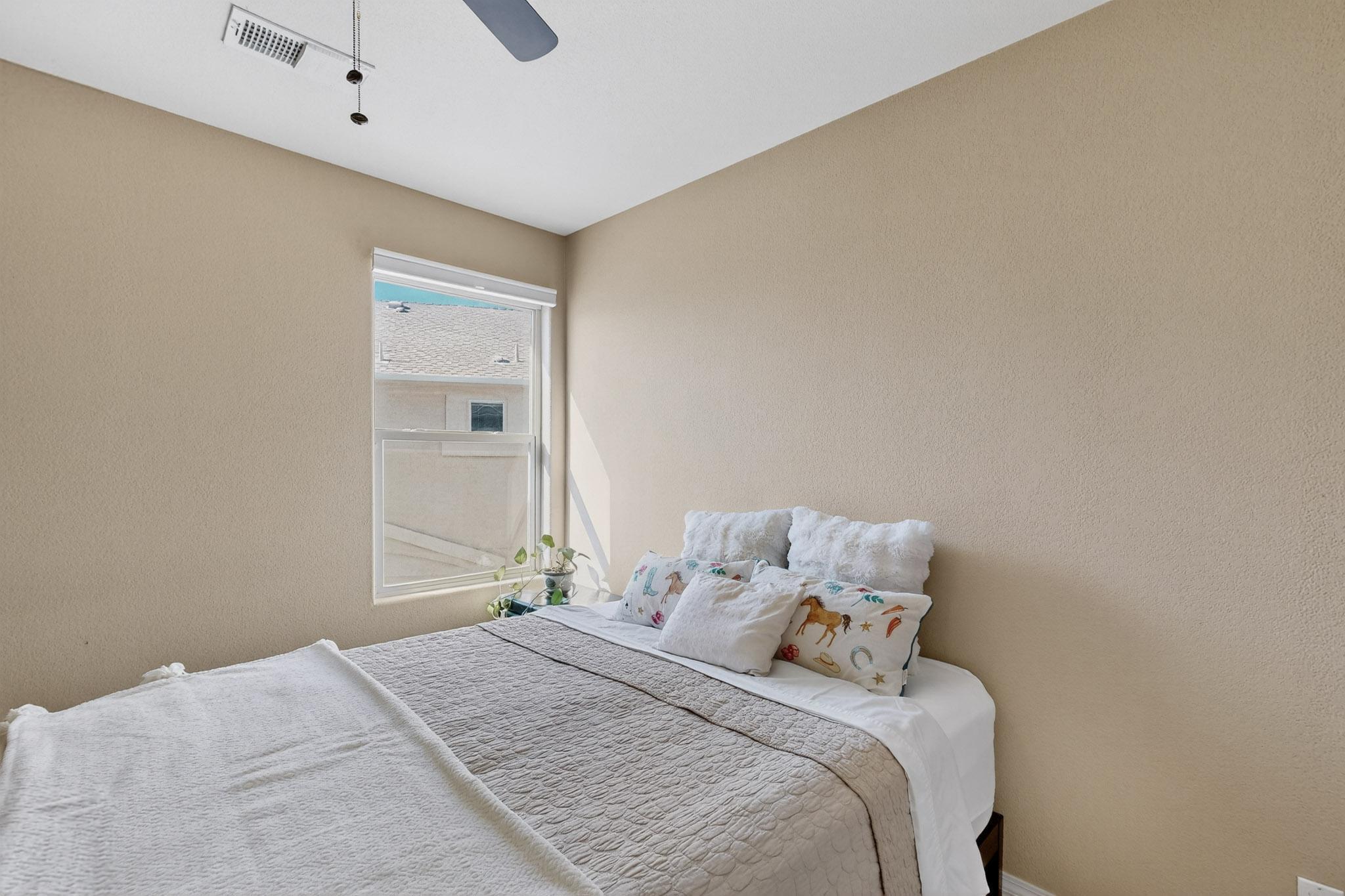 5515 Valle Alegre Way NW