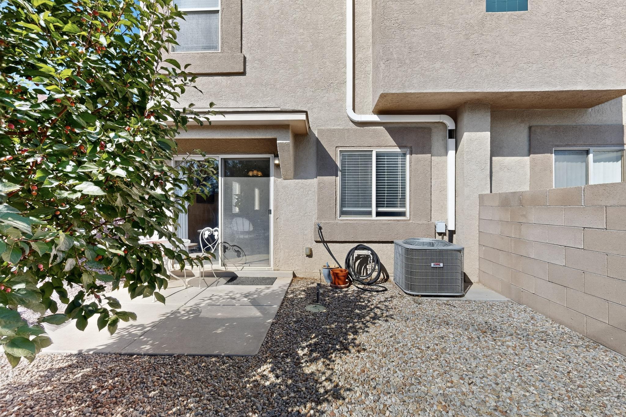 5515 Valle Alegre Way NW