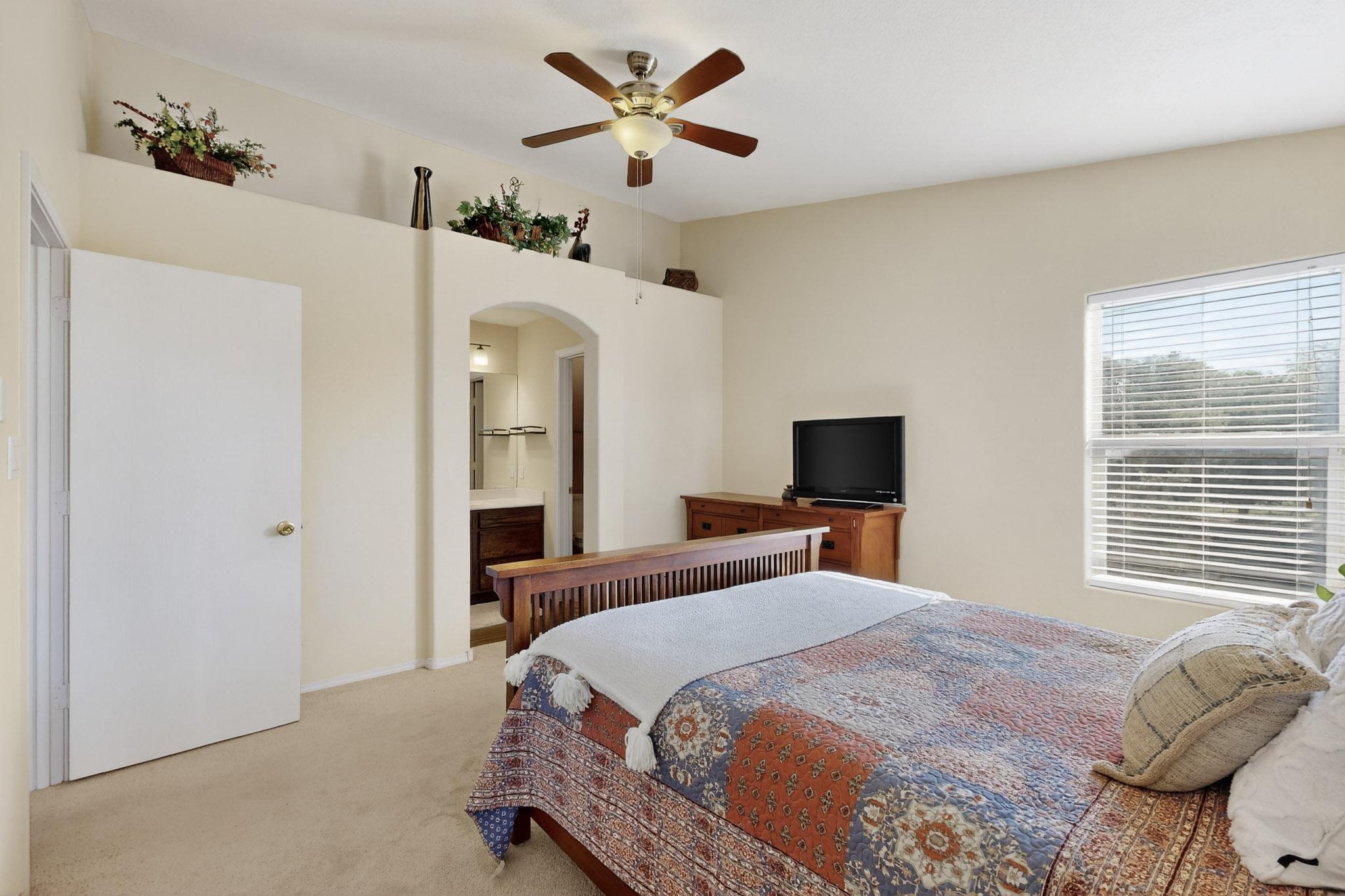 5515 Valle Alegre Way NW