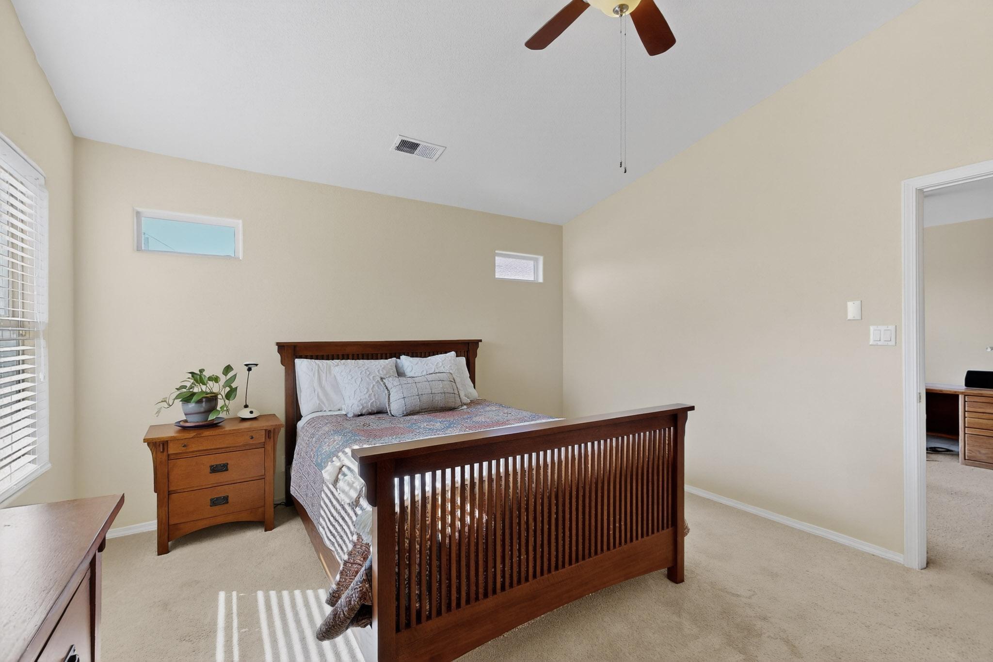 5515 Valle Alegre Way NW