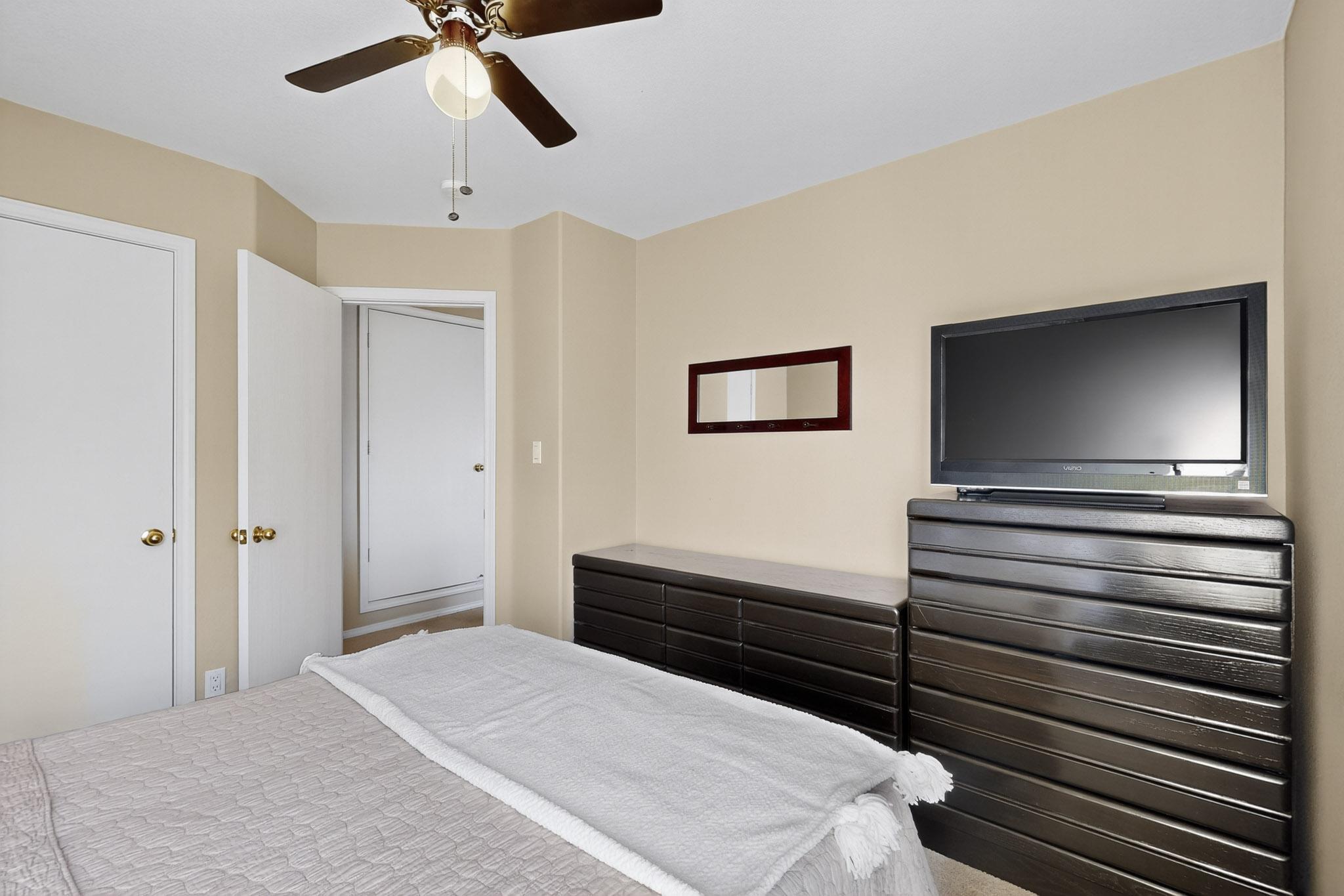 5515 Valle Alegre Way NW