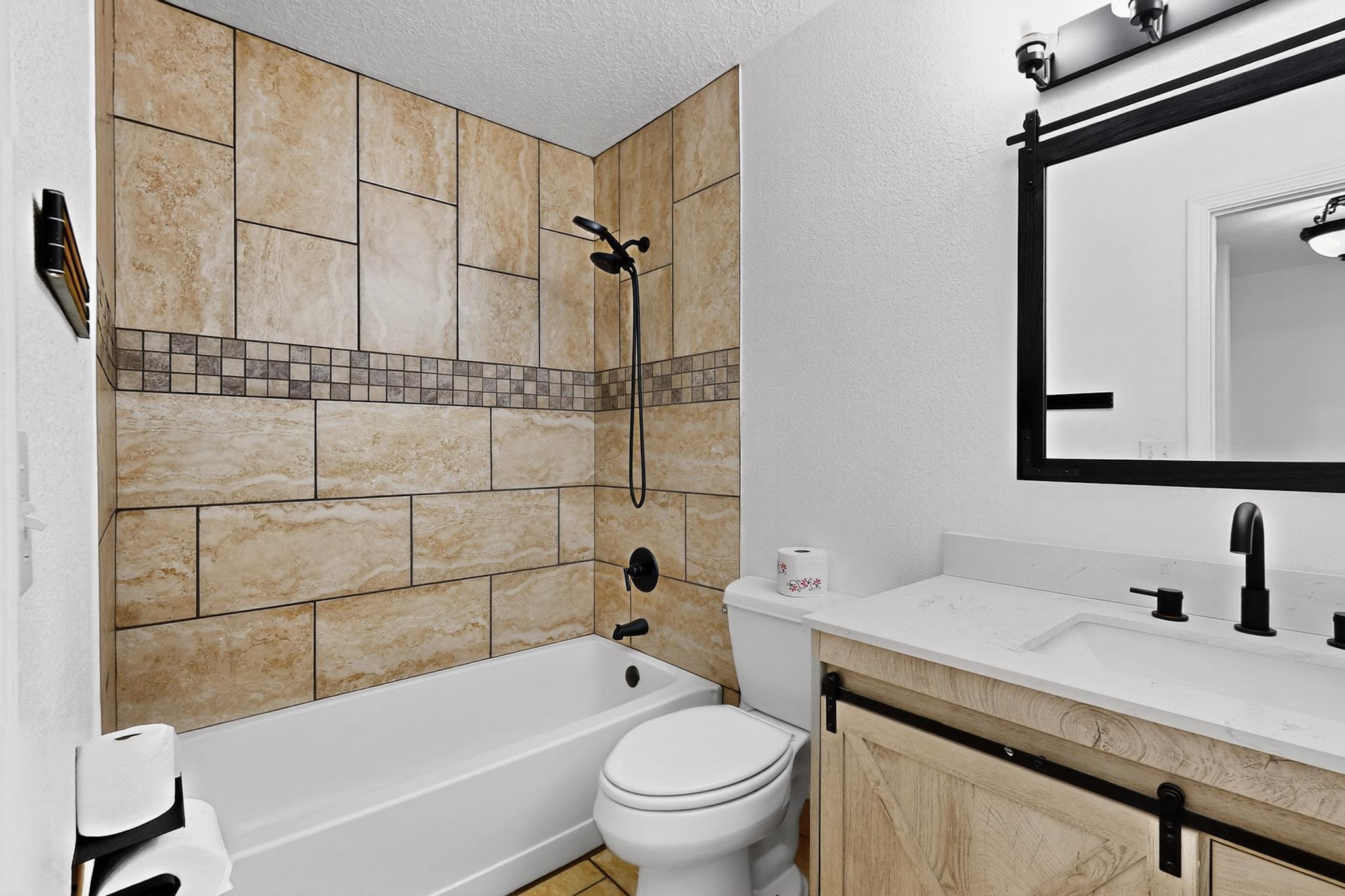 8409 GLYNVIEW Court NW