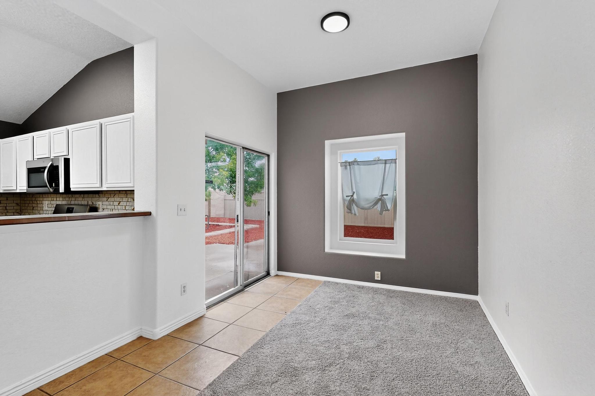 8409 GLYNVIEW Court NW