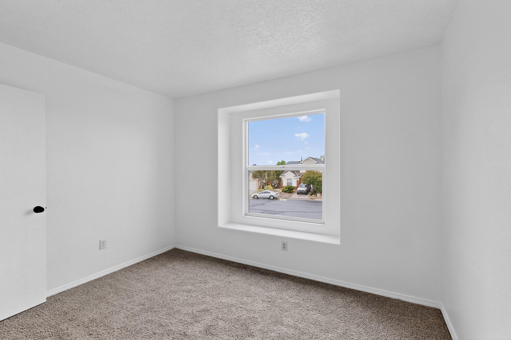 8409 GLYNVIEW Court NW