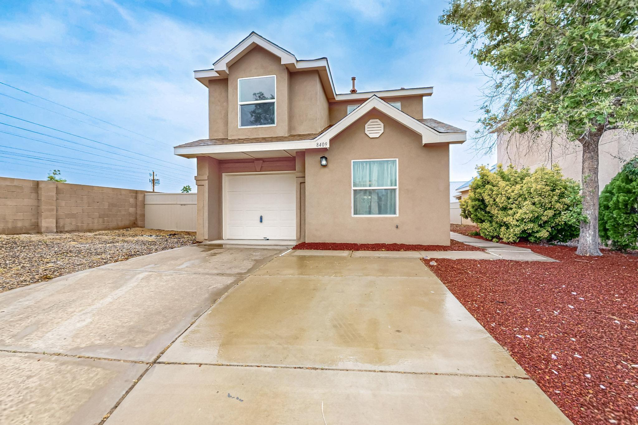 8409 GLYNVIEW Court NW