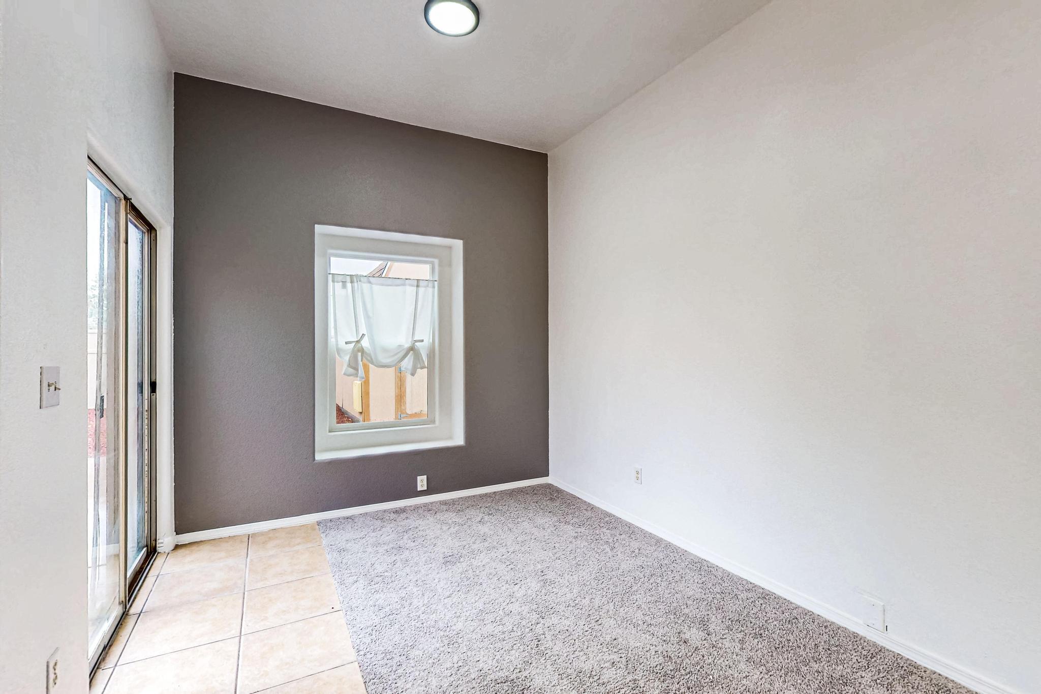 8409 GLYNVIEW Court NW