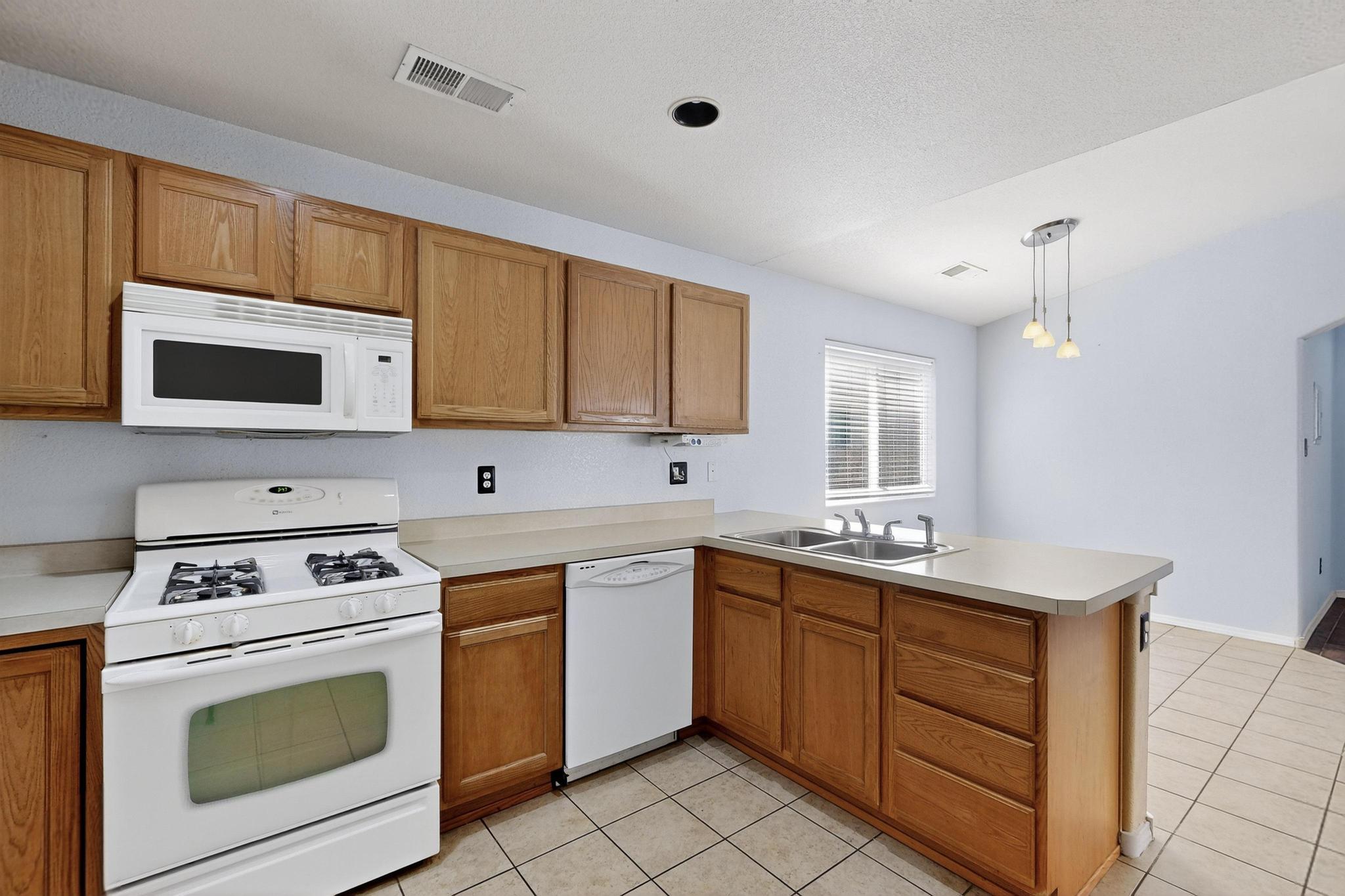 9101 INDIGO SKY Trail SW