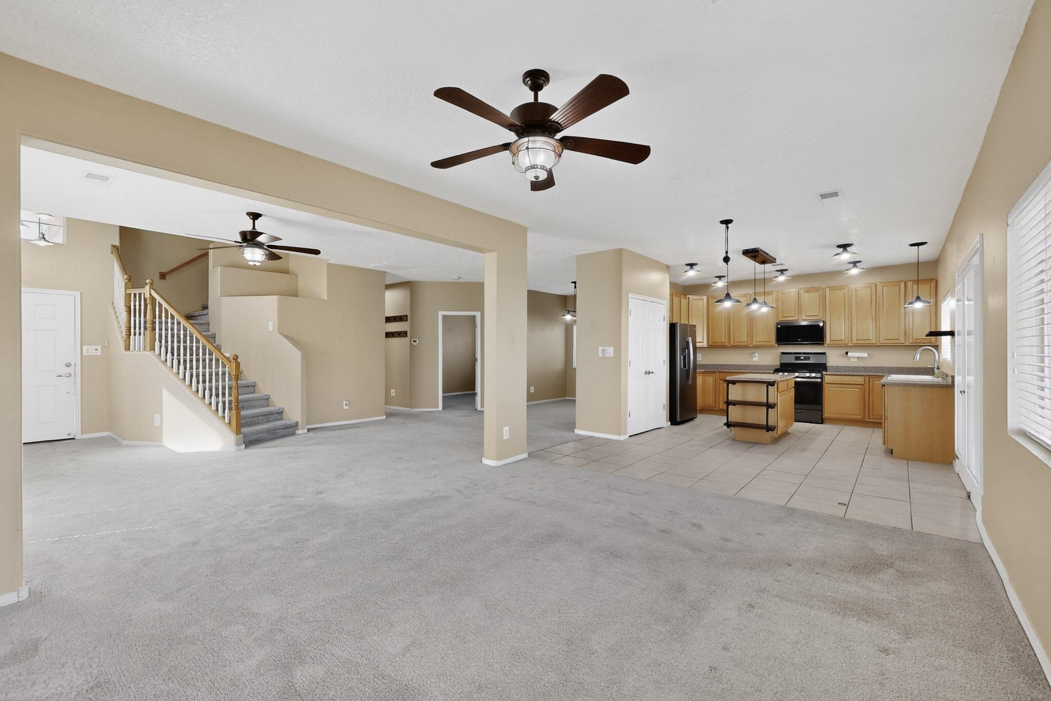 7119 ALAMILLO Road NW