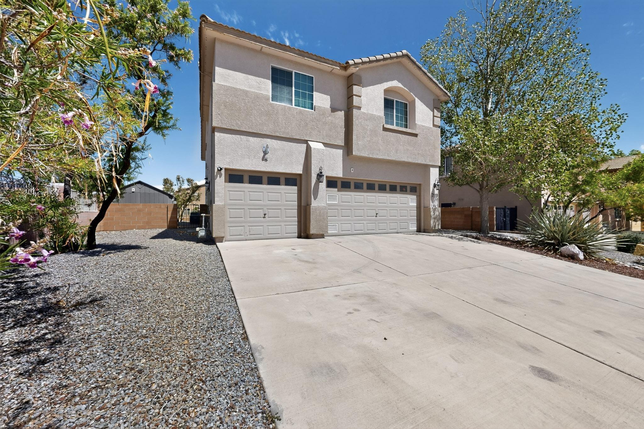 7119 ALAMILLO Road NW