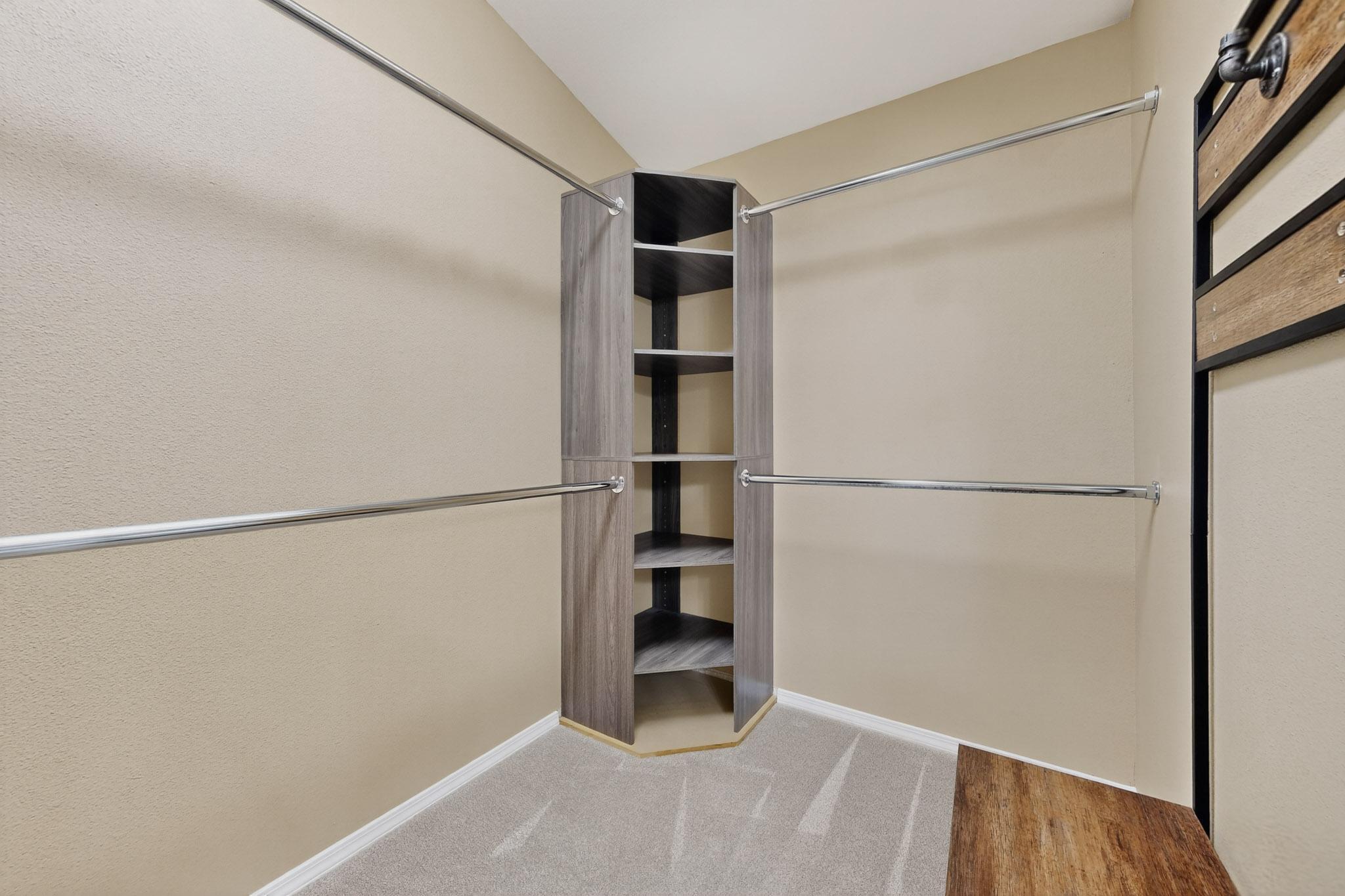 7119 ALAMILLO Road NW