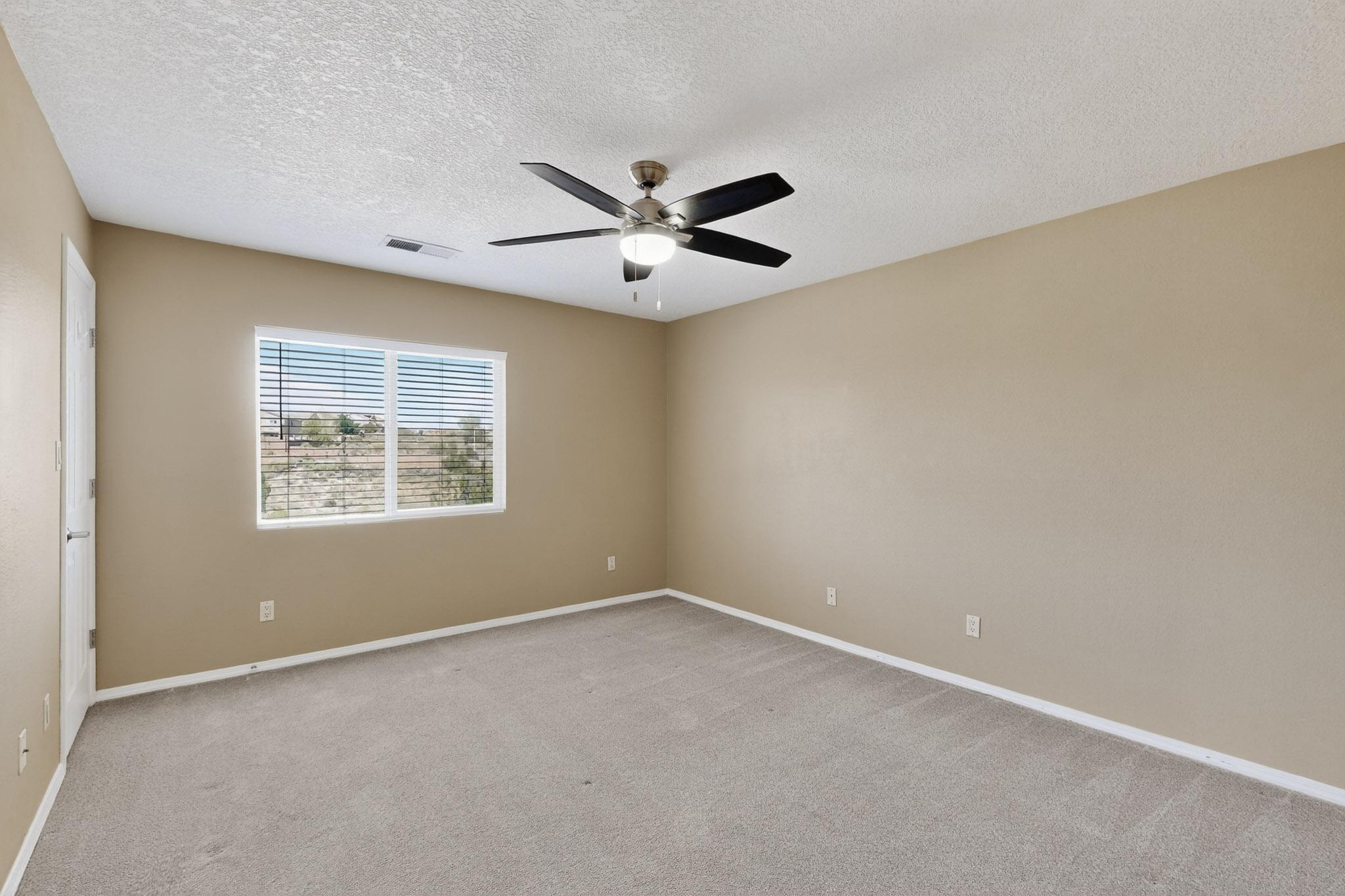 7119 ALAMILLO Road NW