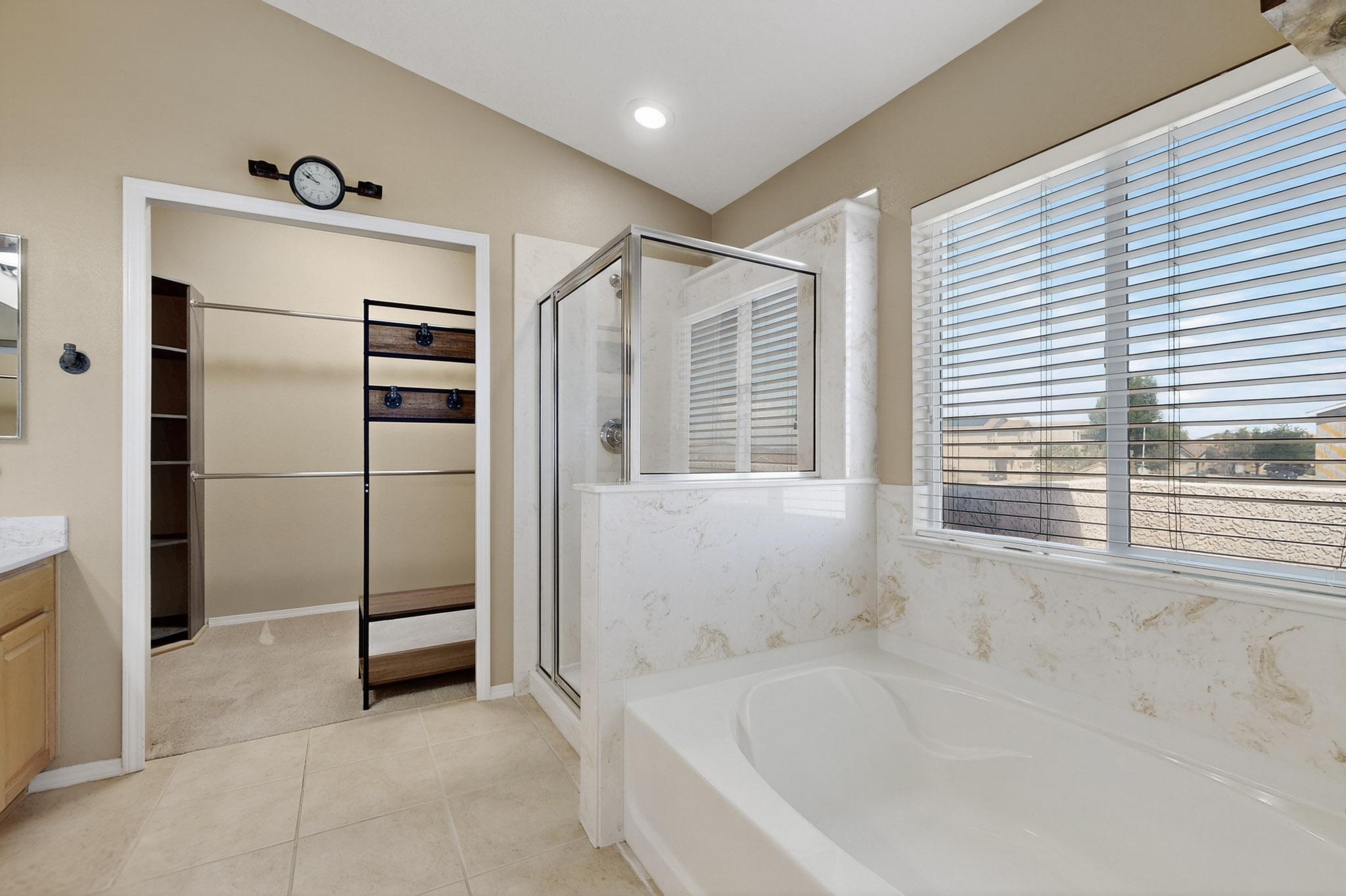 7119 ALAMILLO Road NW