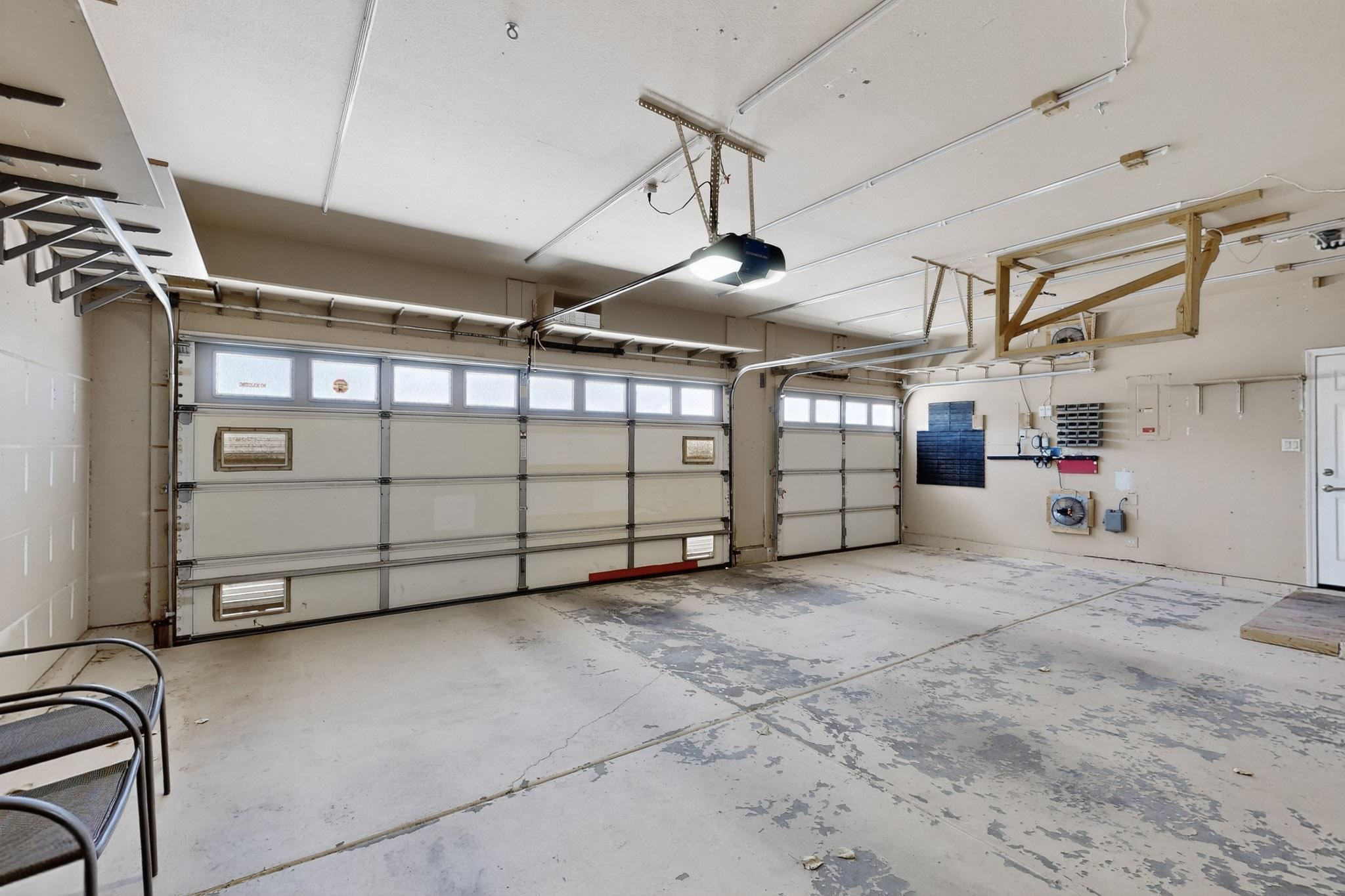 7119 ALAMILLO Road NW