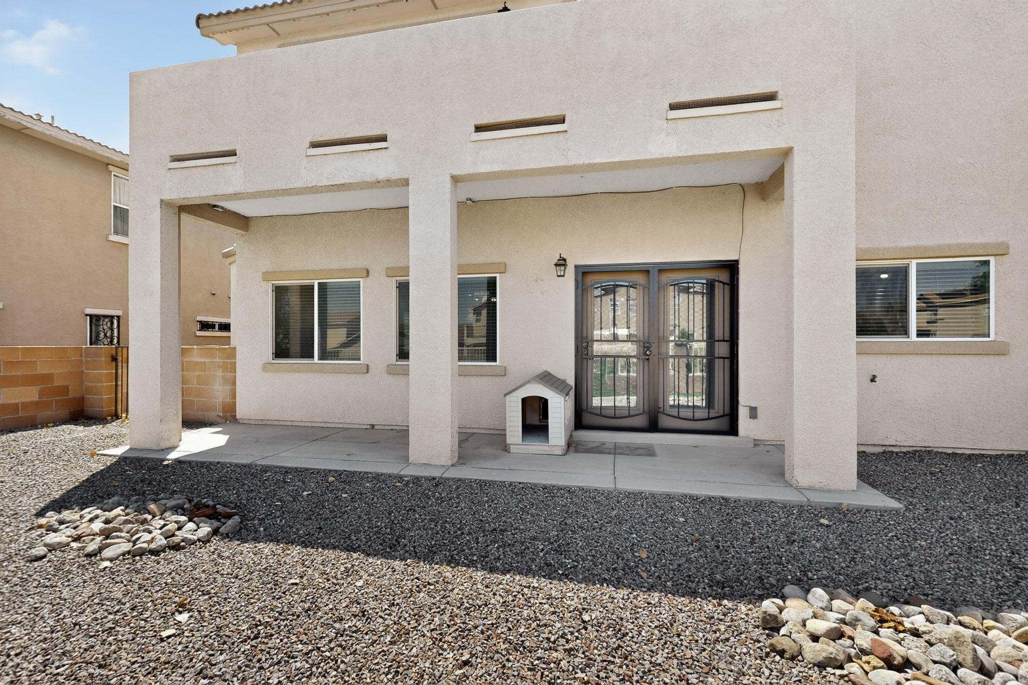 7119 ALAMILLO Road NW