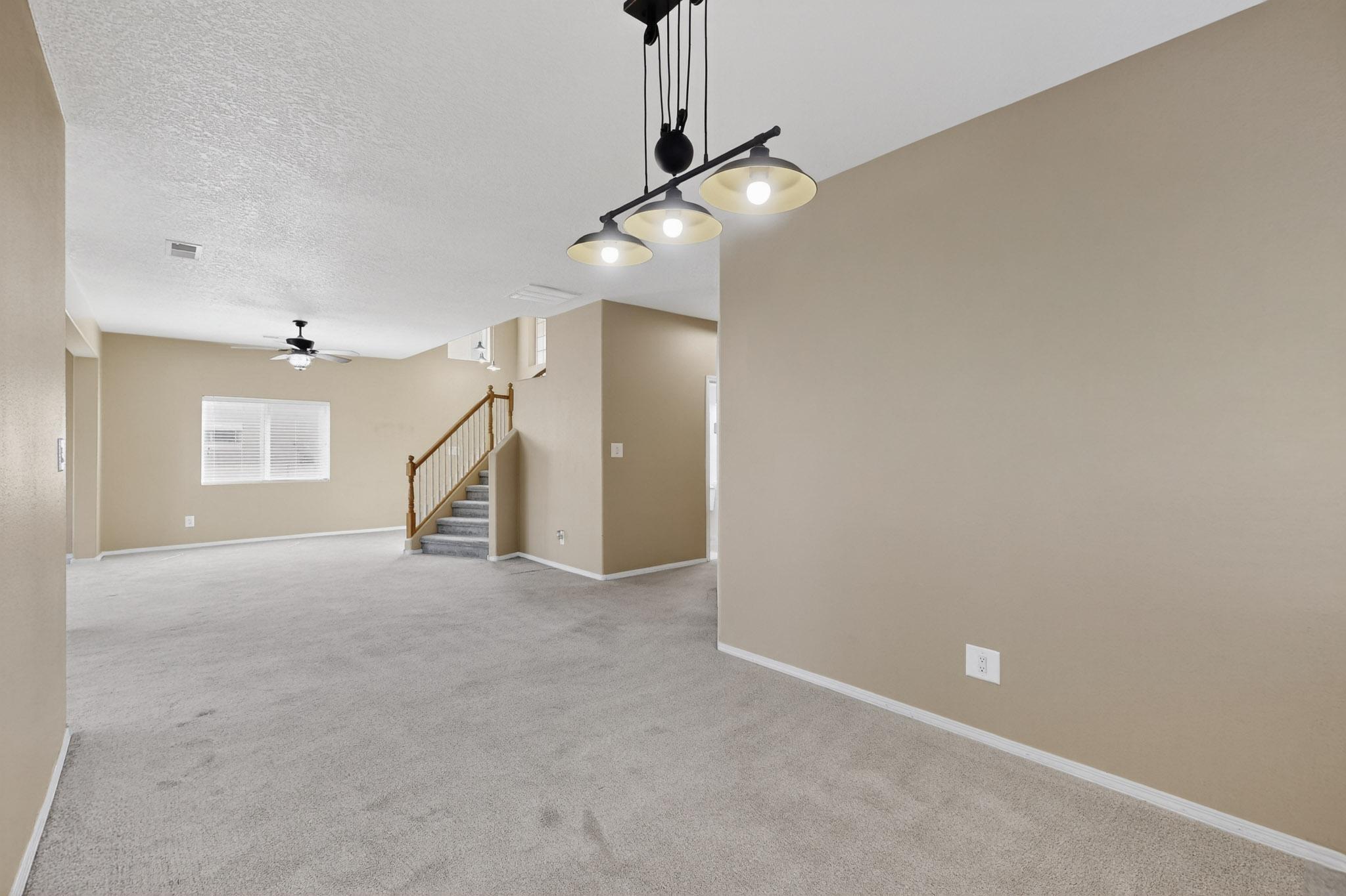 7119 ALAMILLO Road NW