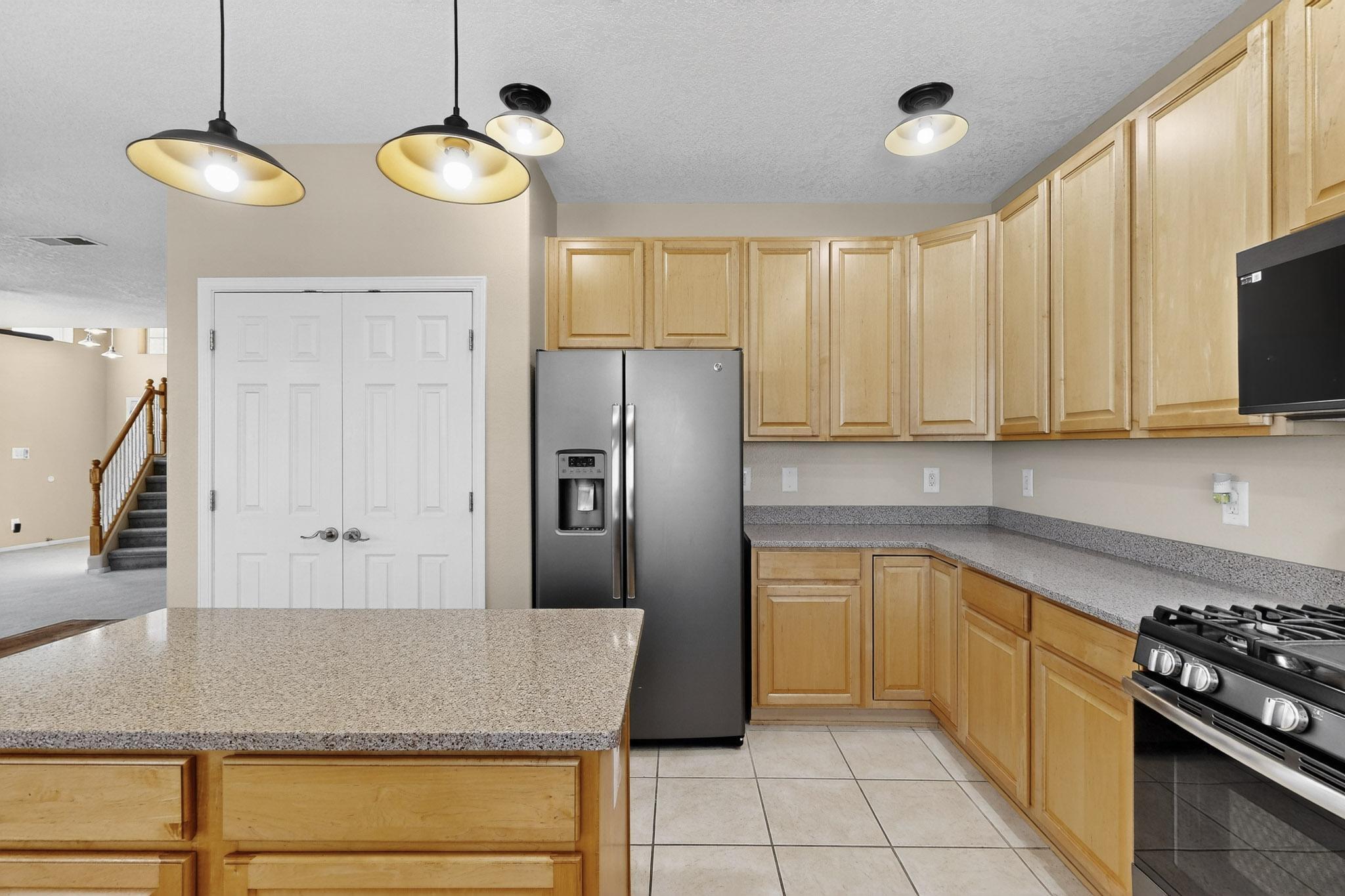 7119 ALAMILLO Road NW