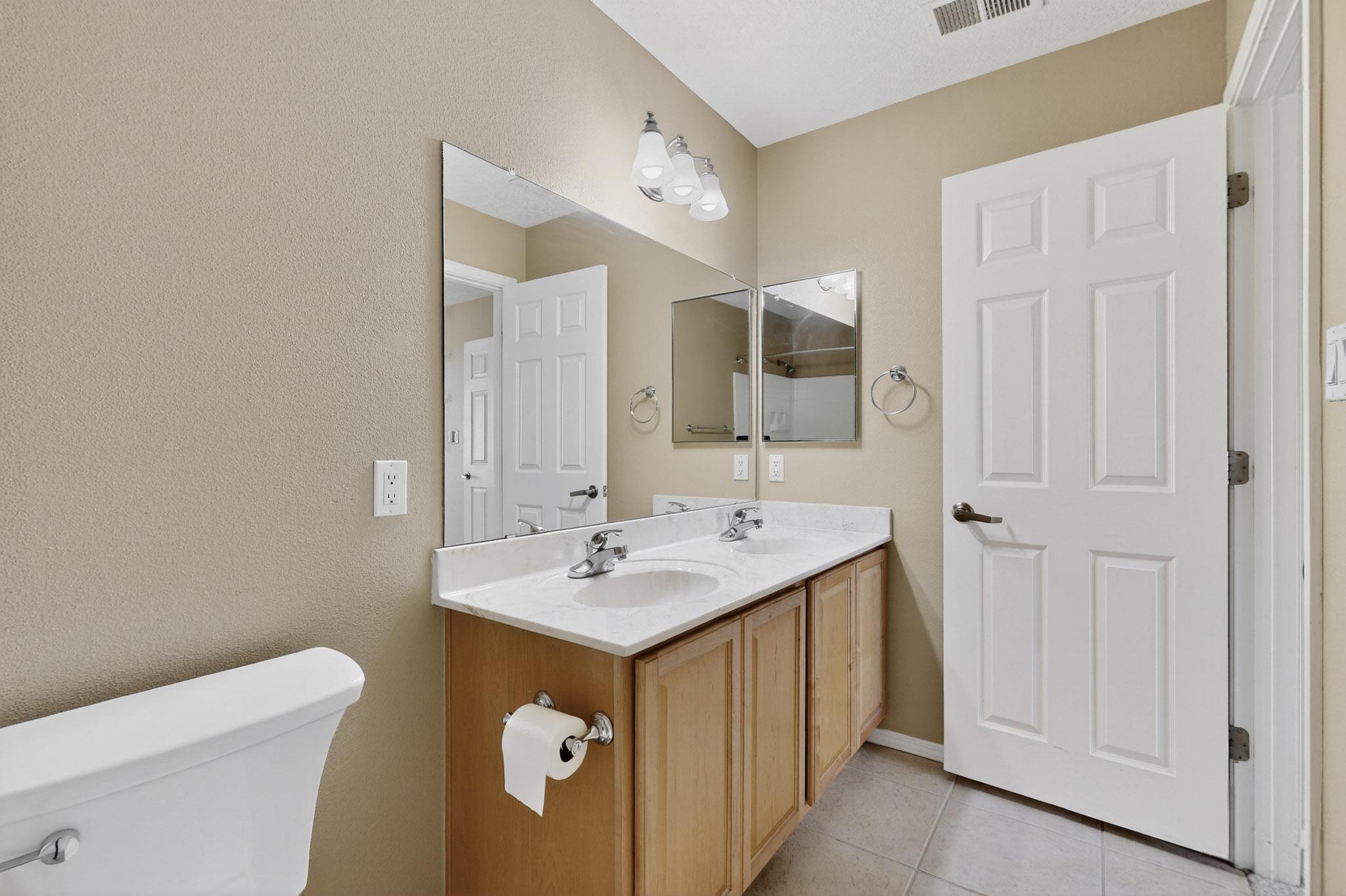 7119 ALAMILLO Road NW