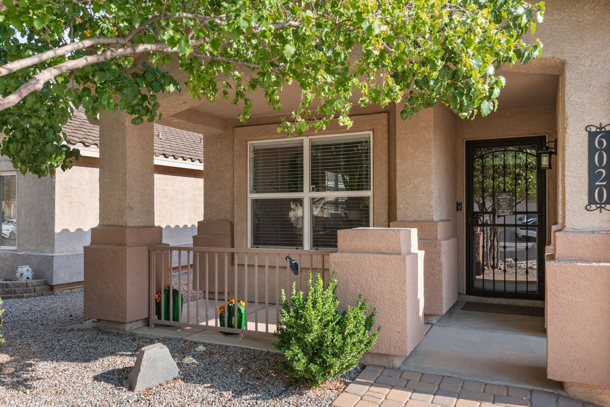 6020 LEGENDS Avenue NW