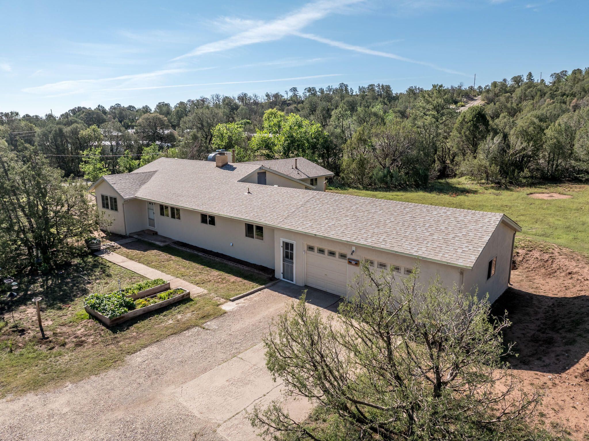 10 & 16 MEADOWLARK Lane