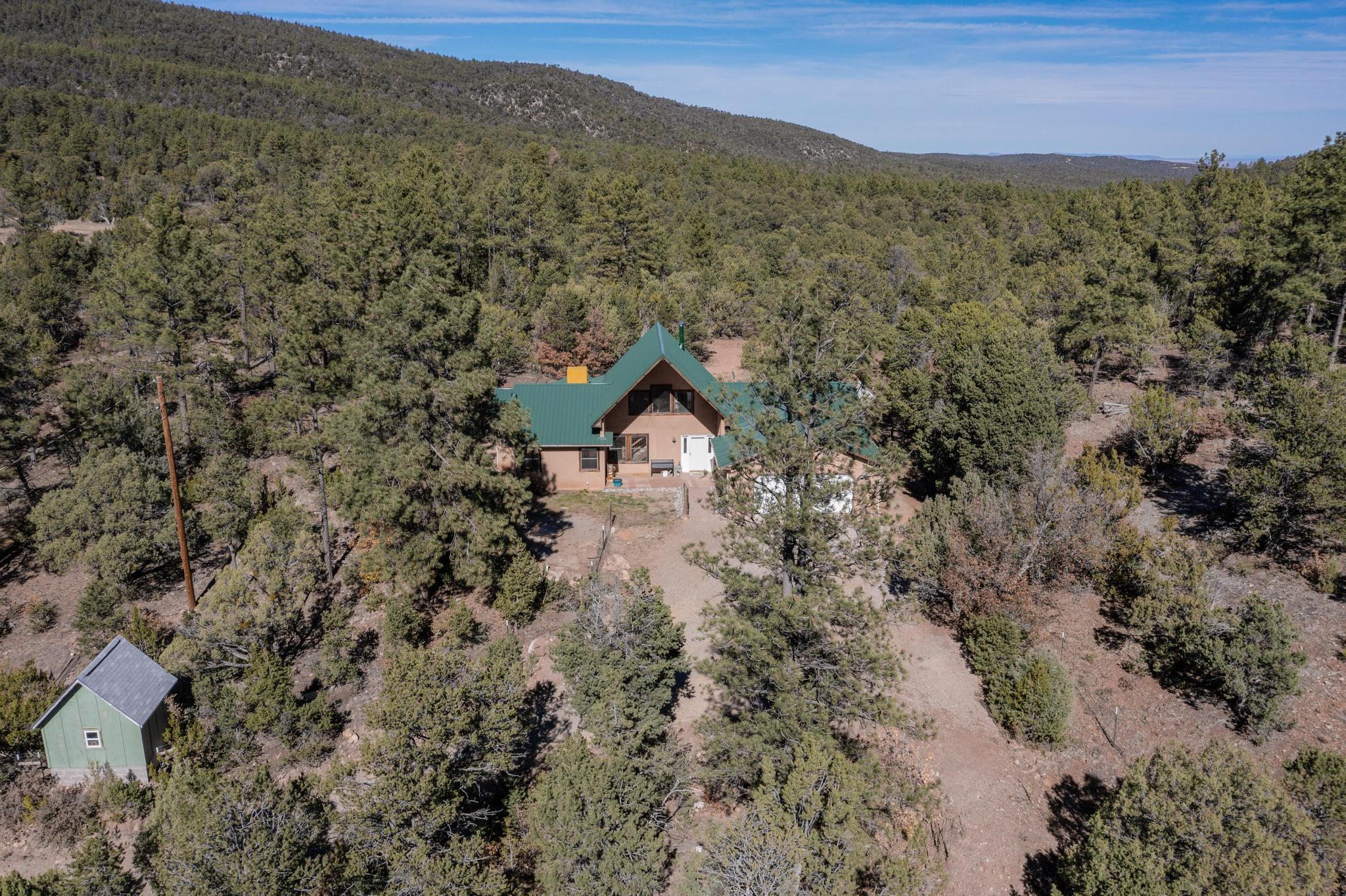116 SANDIA CREST Road