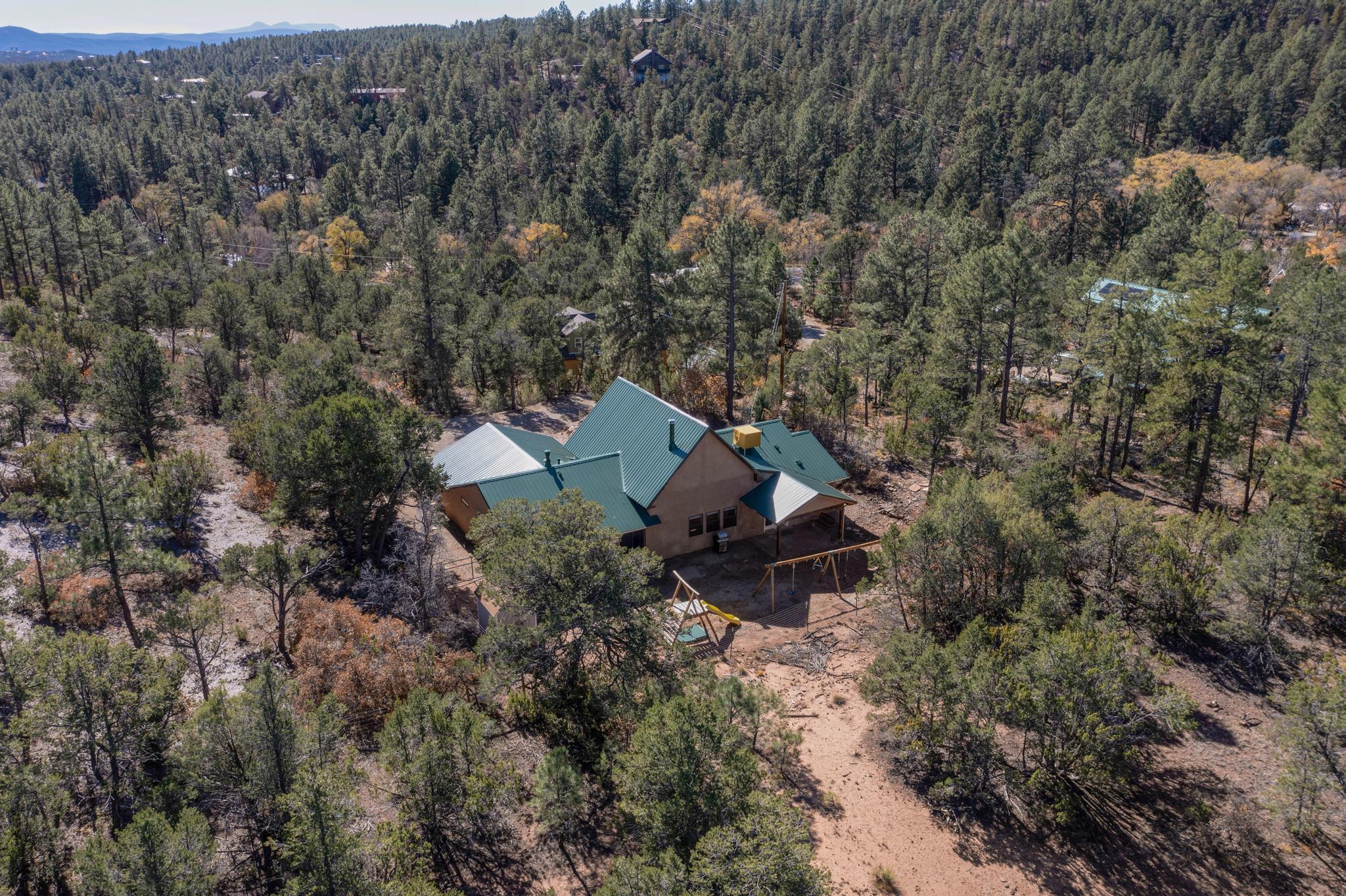 116 SANDIA CREST Road