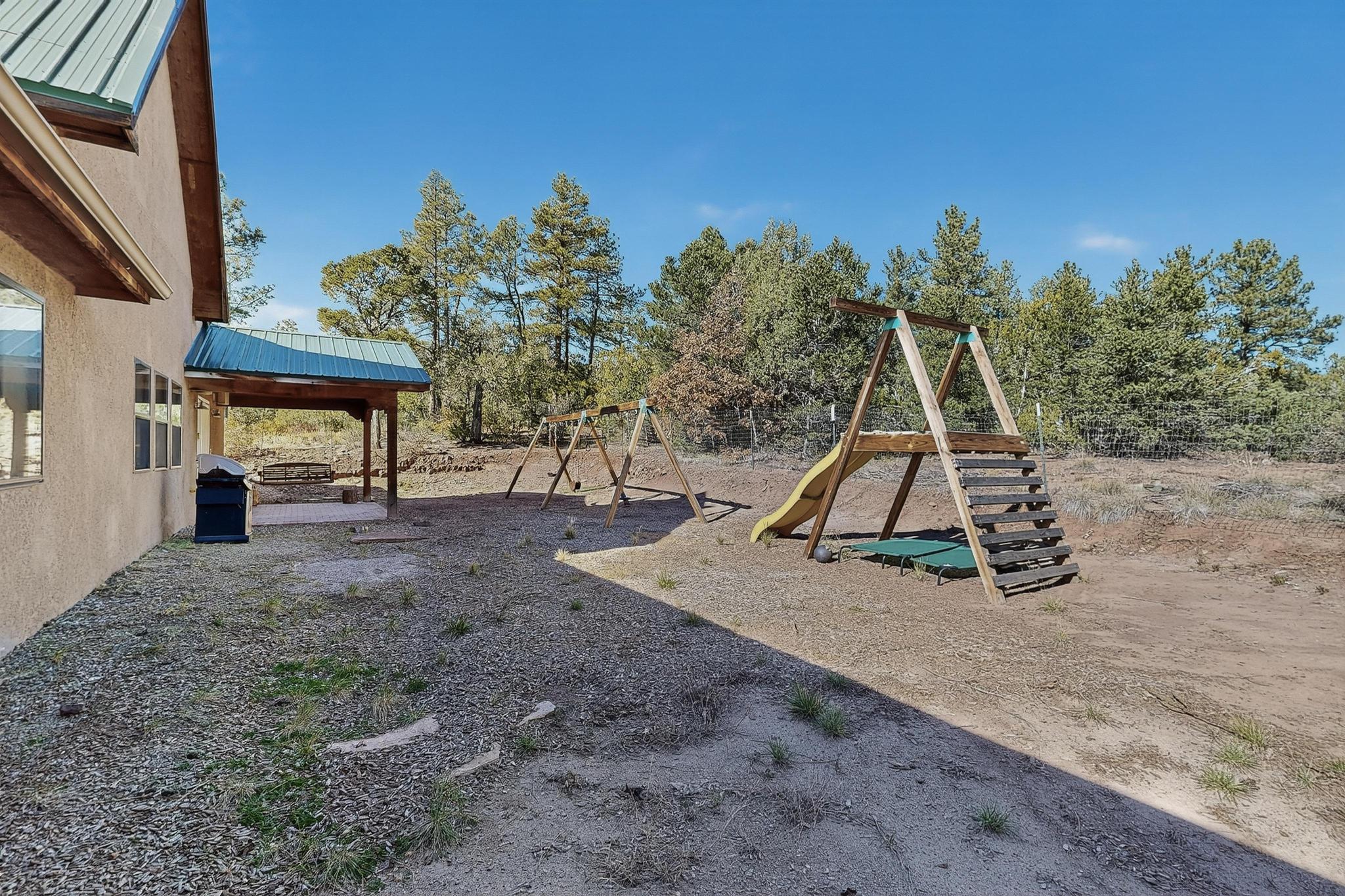 116 SANDIA CREST Road