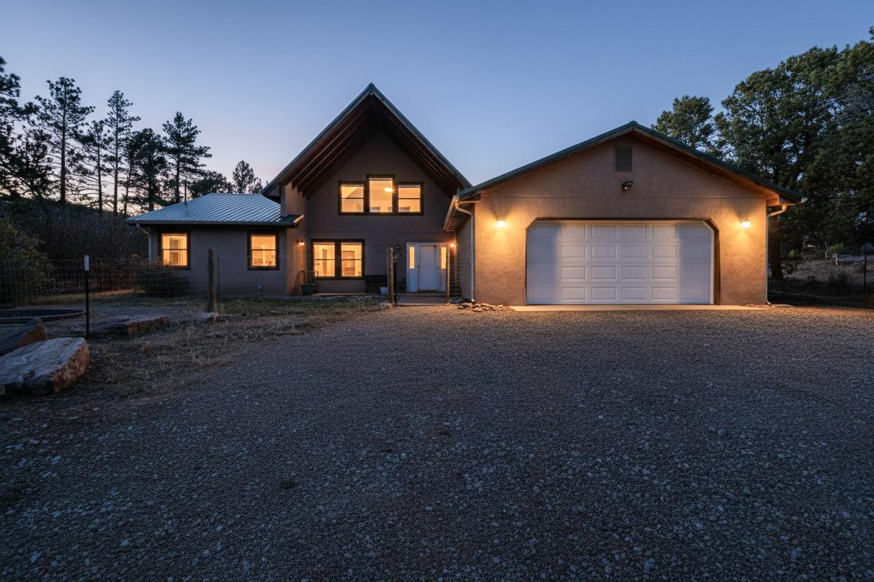 116 SANDIA CREST Road