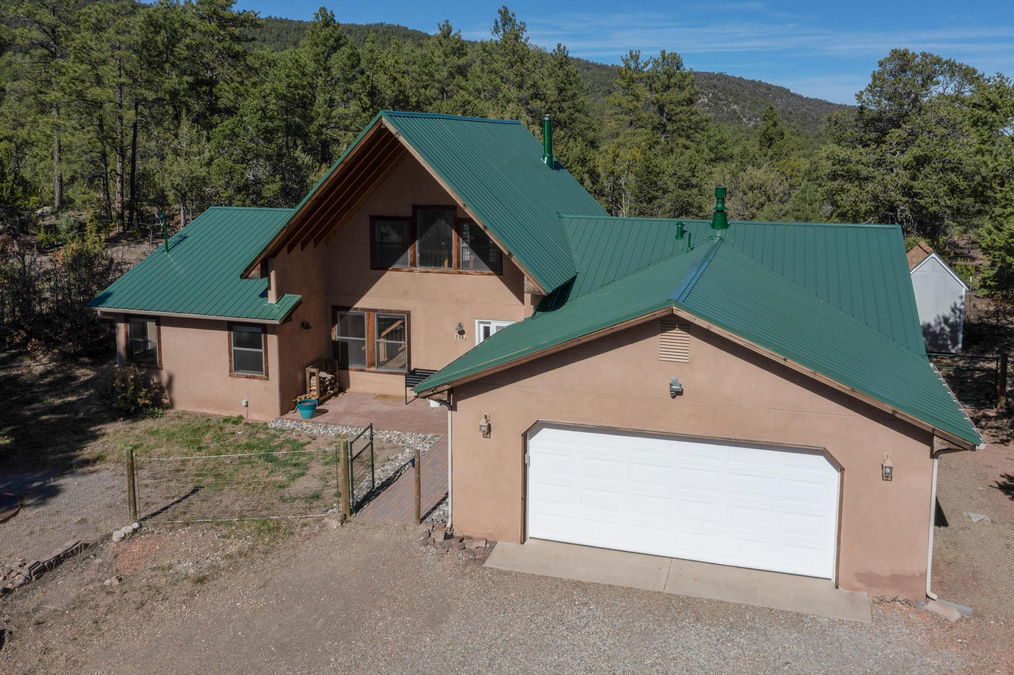 116 SANDIA CREST Road