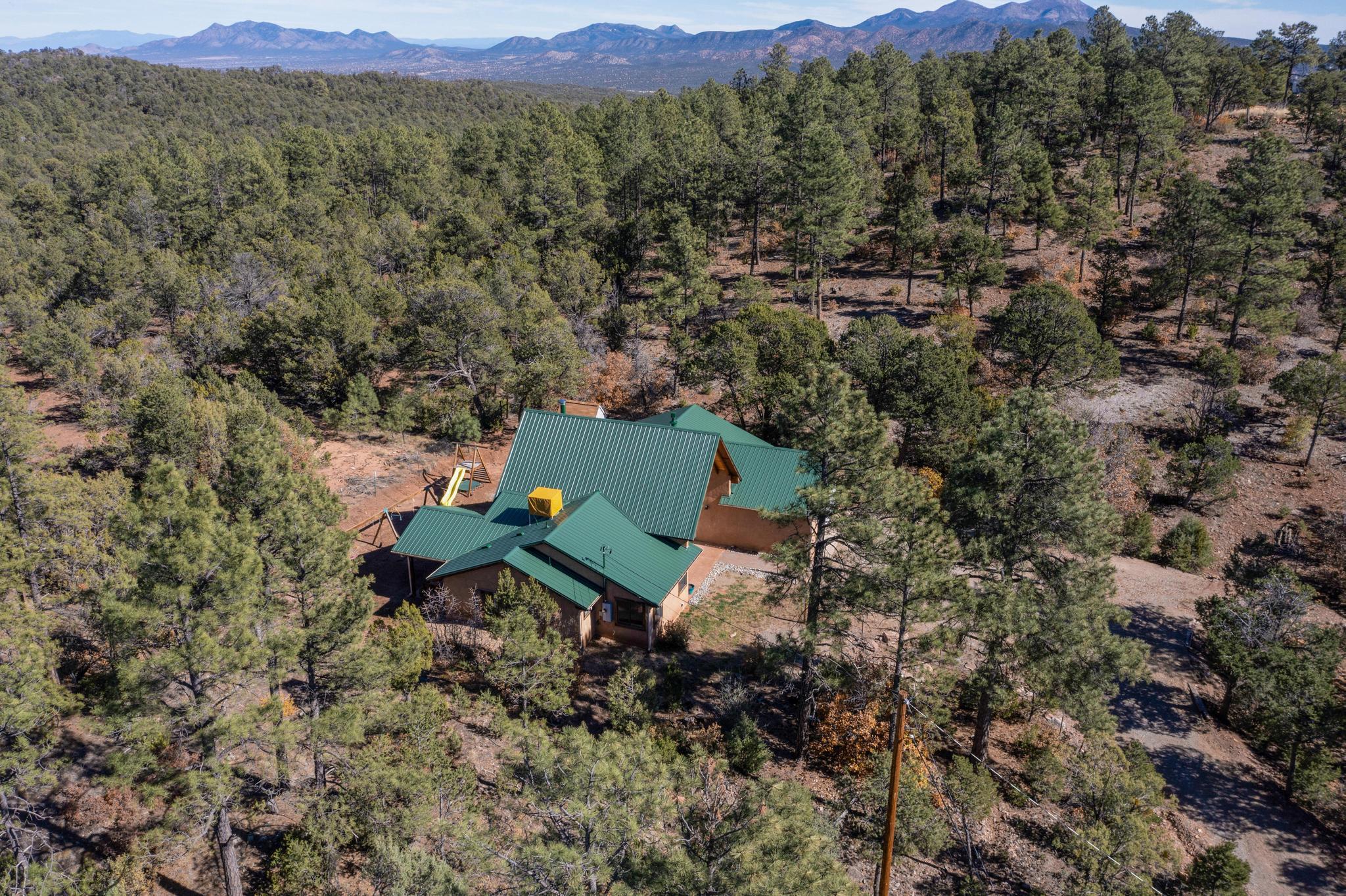 116 SANDIA CREST Road