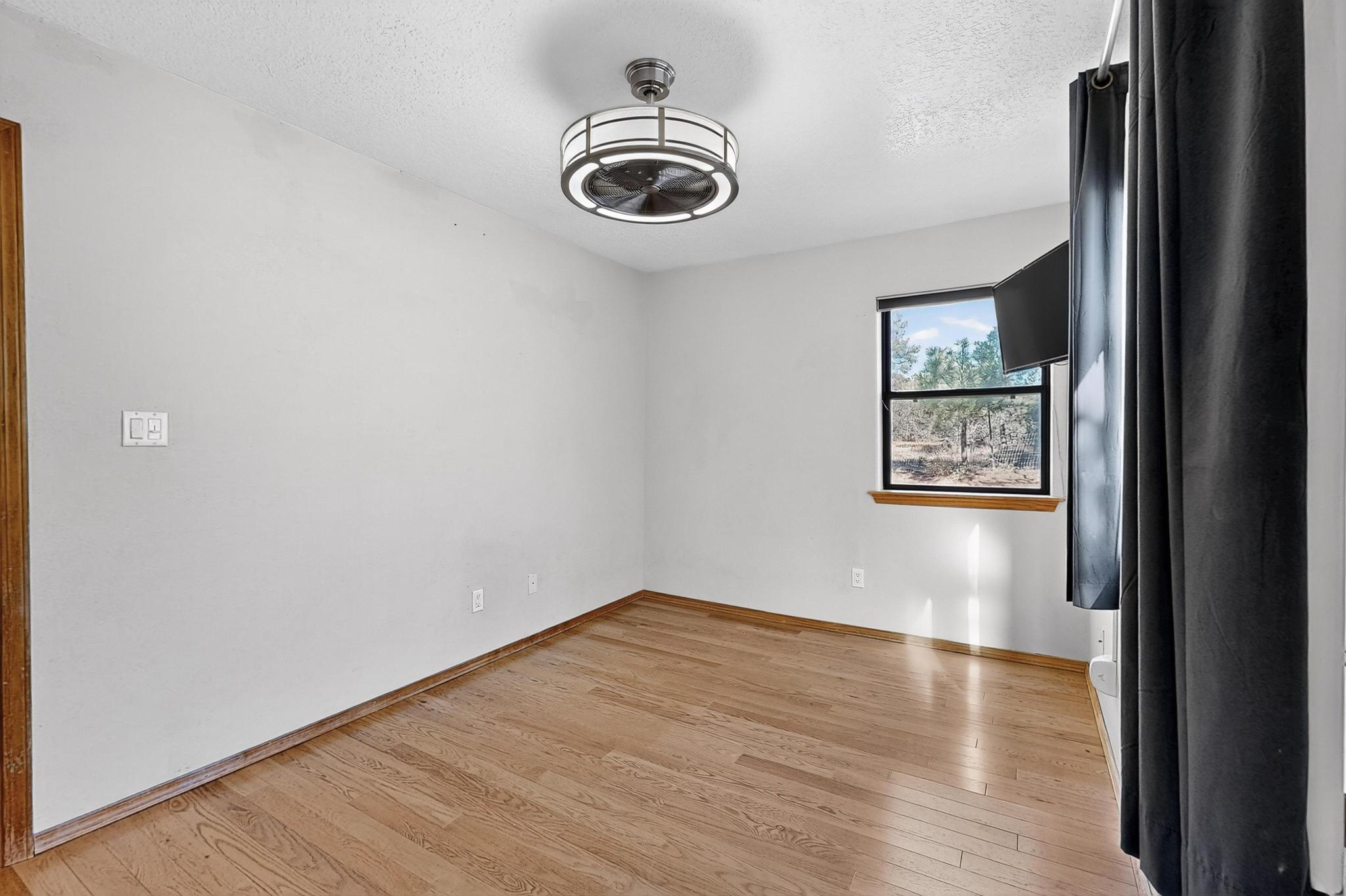 116 SANDIA CREST Road