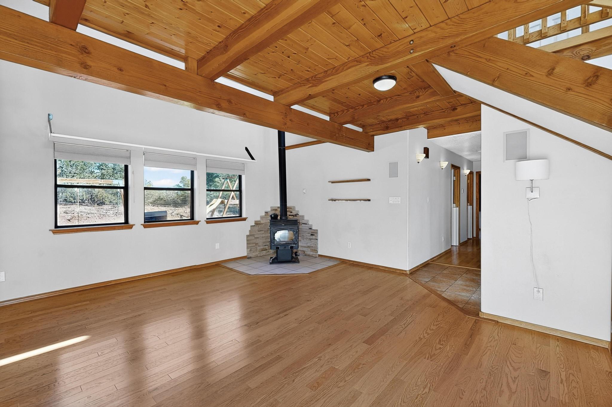 116 SANDIA CREST Road