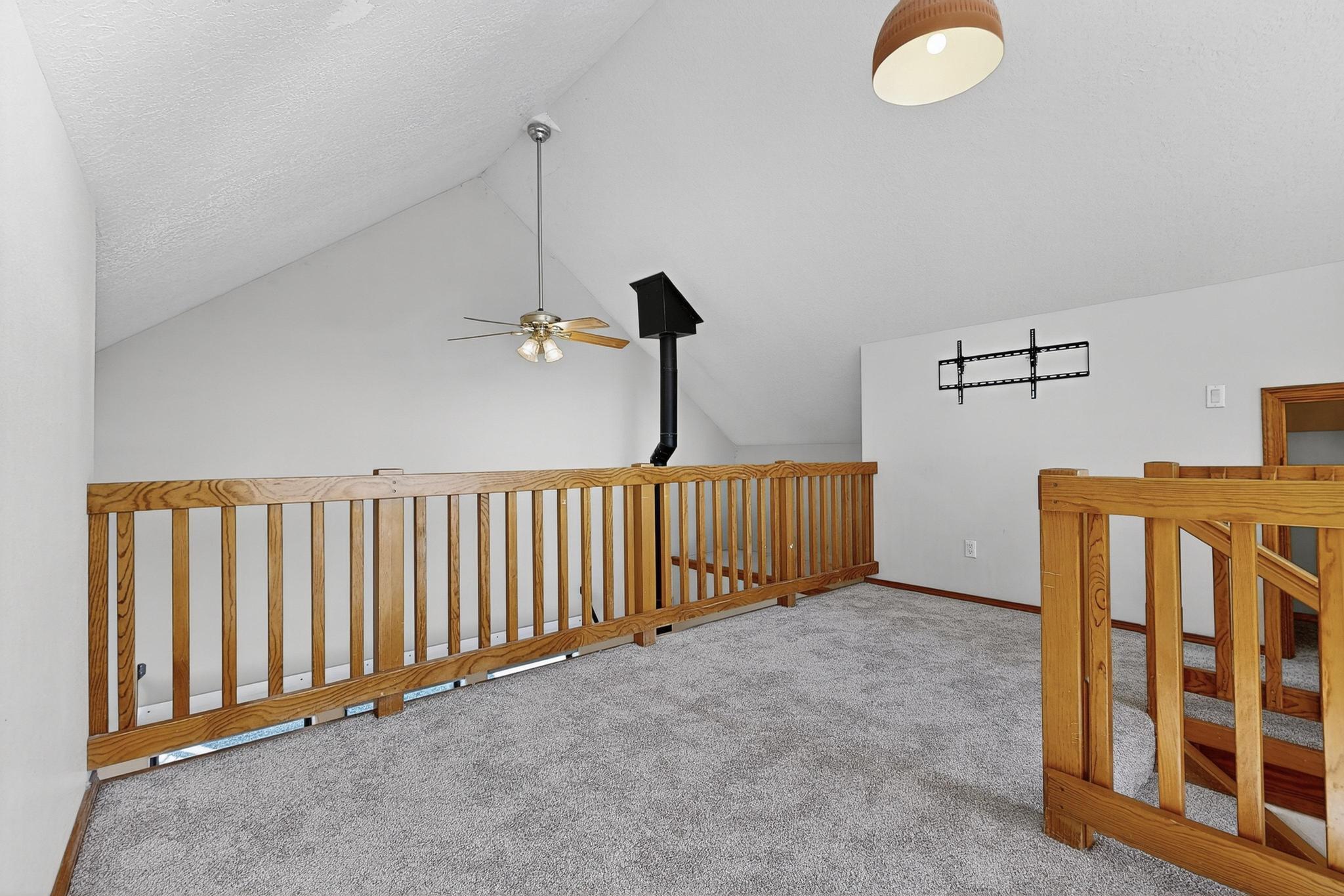 116 SANDIA CREST Road