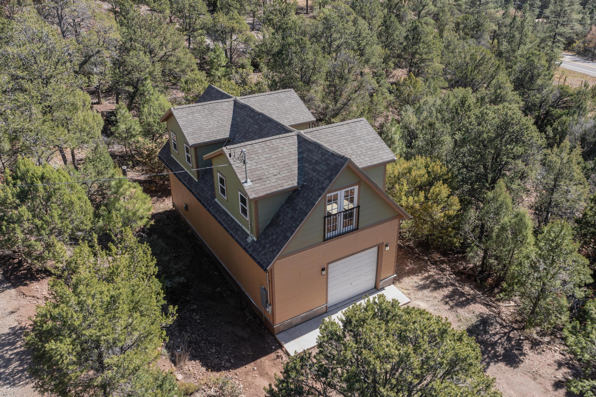 116 SANDIA CREST Road