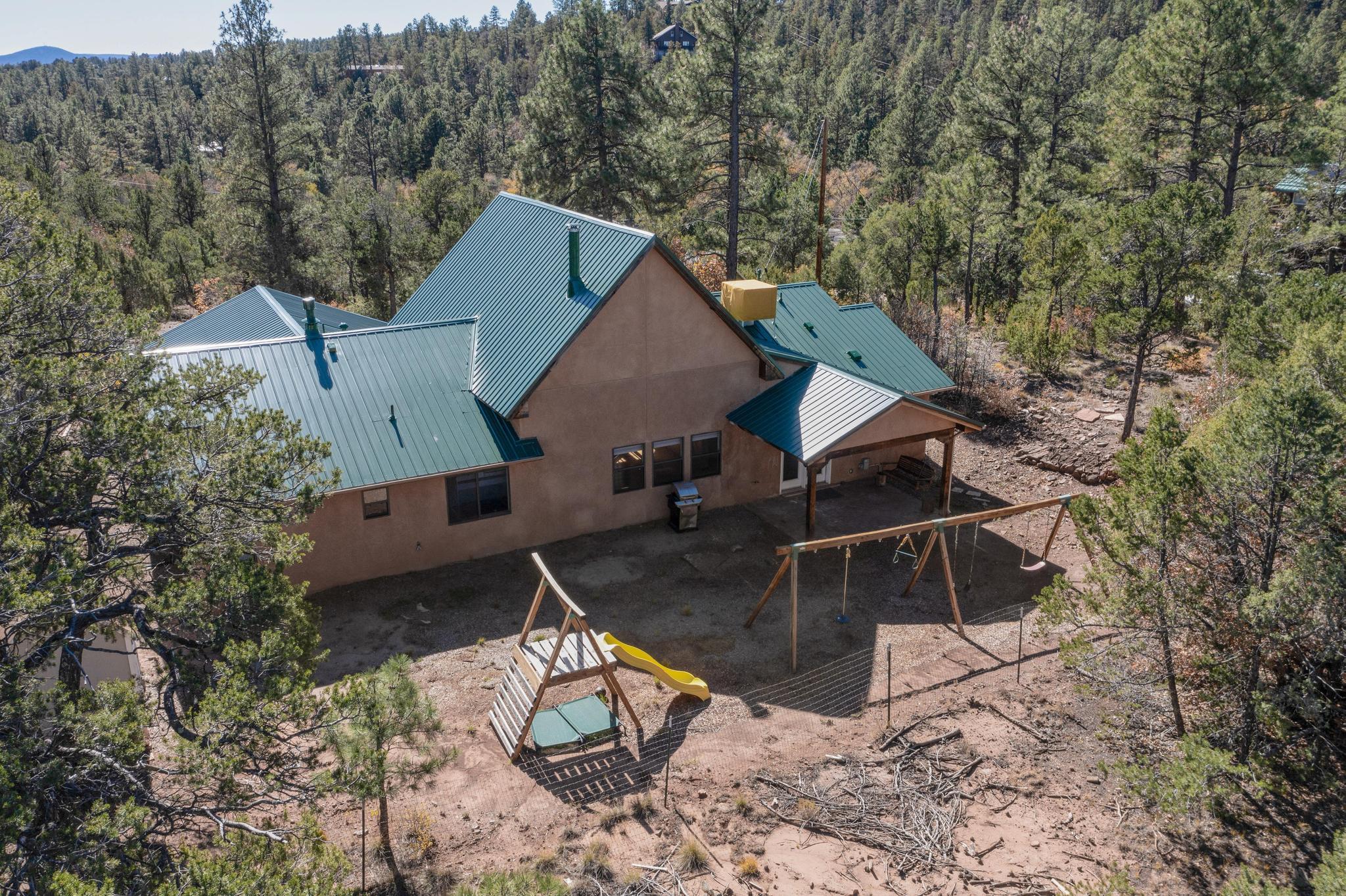 116 SANDIA CREST Road