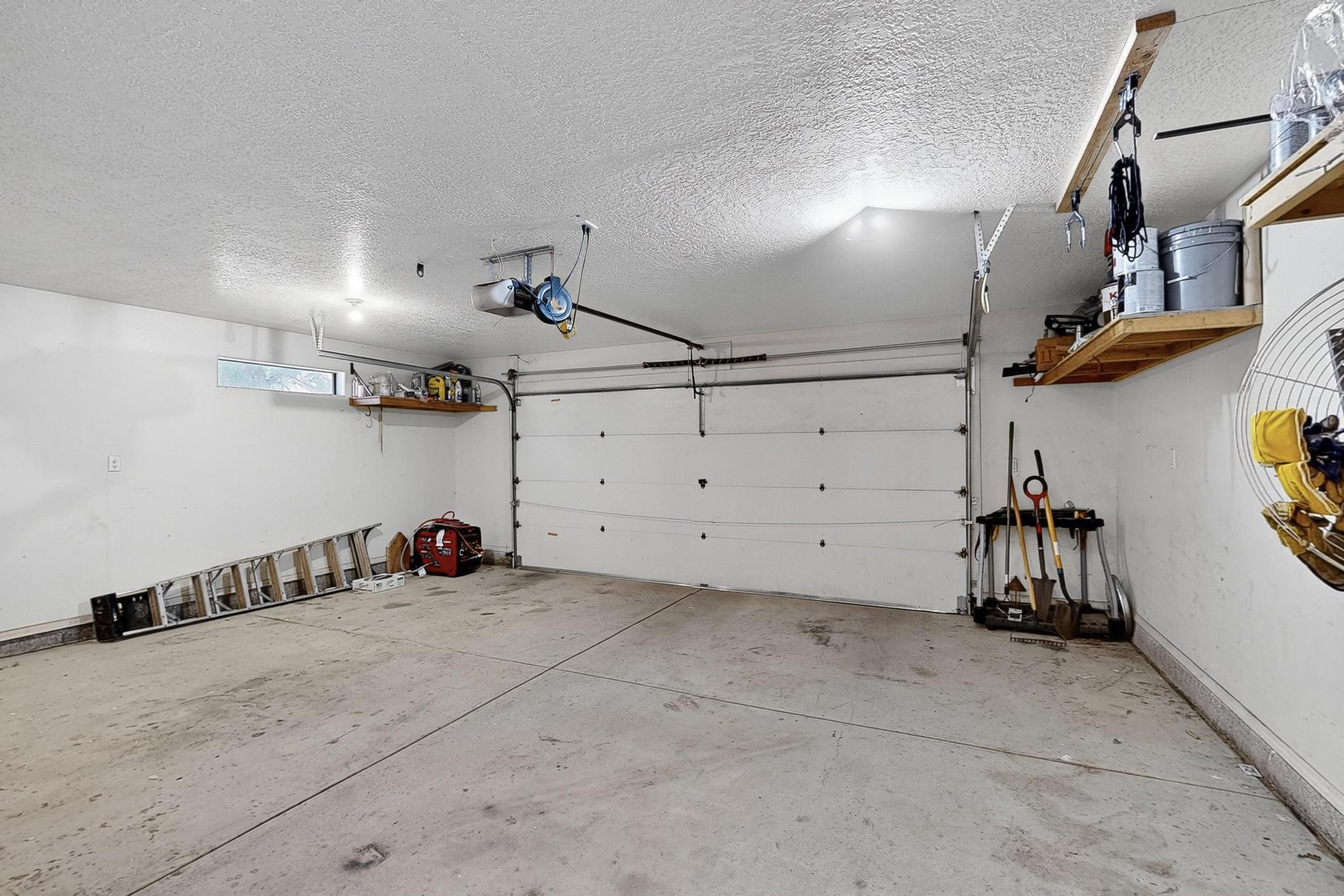 116 SANDIA CREST Road