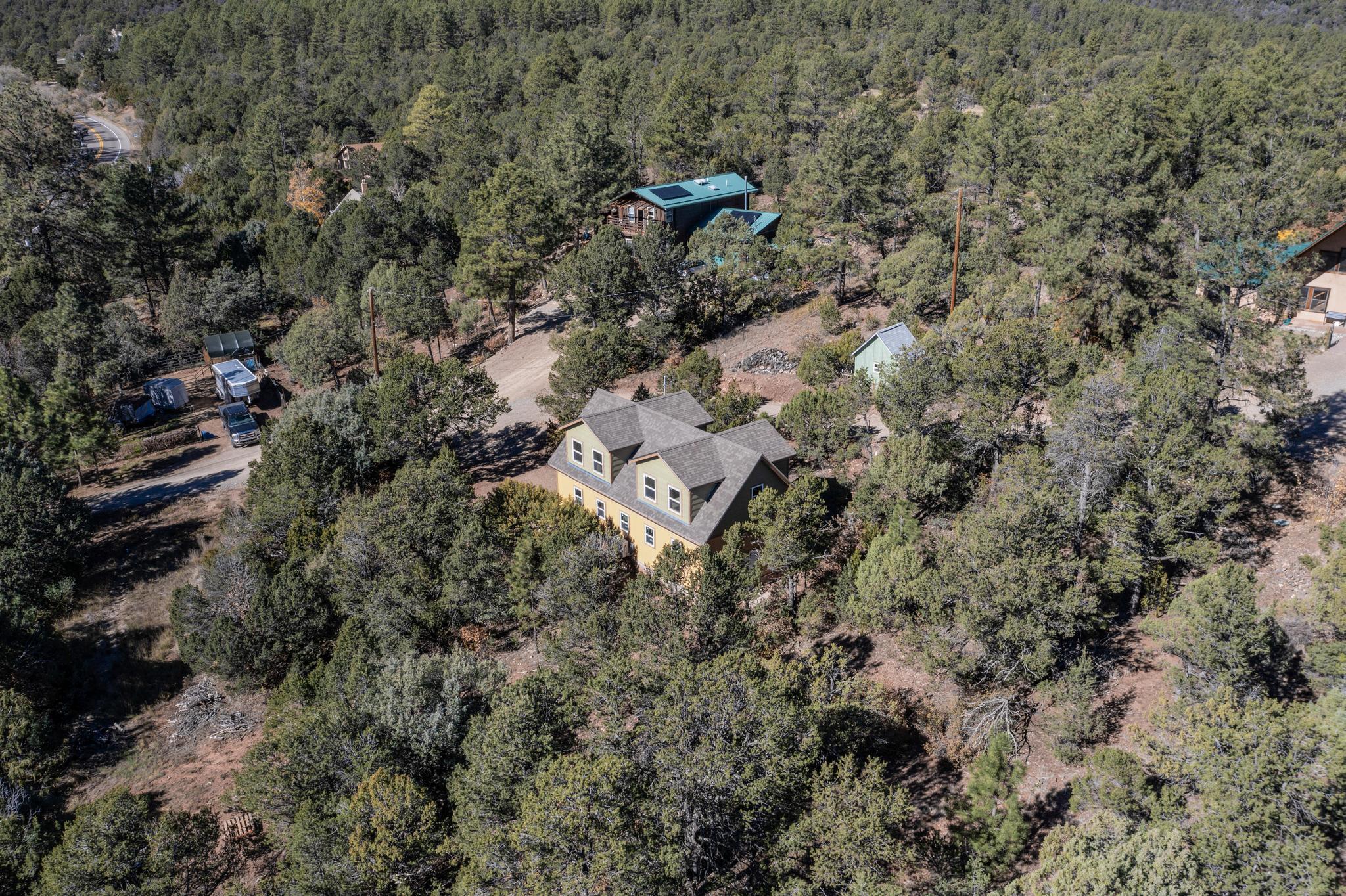 116 SANDIA CREST Road