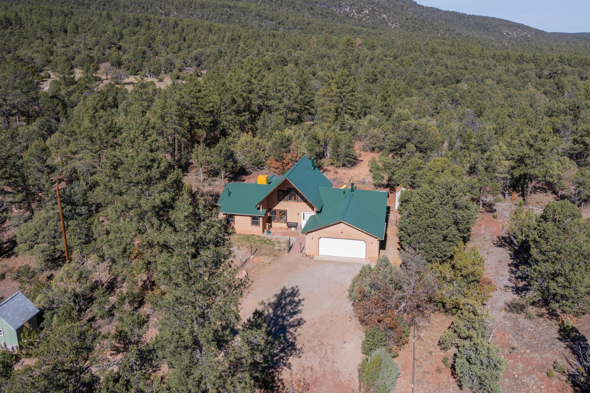116 SANDIA CREST Road