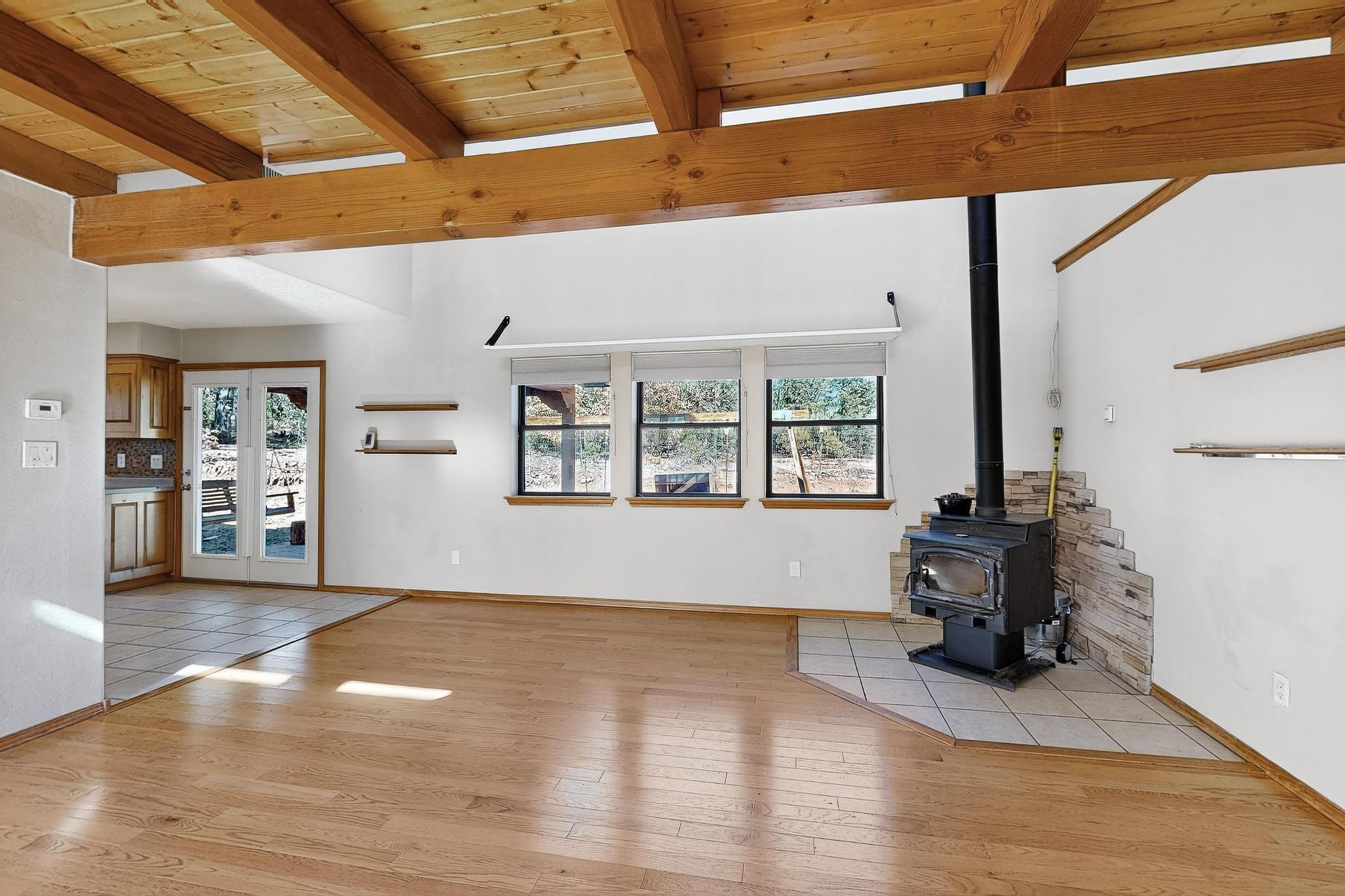 116 SANDIA CREST Road