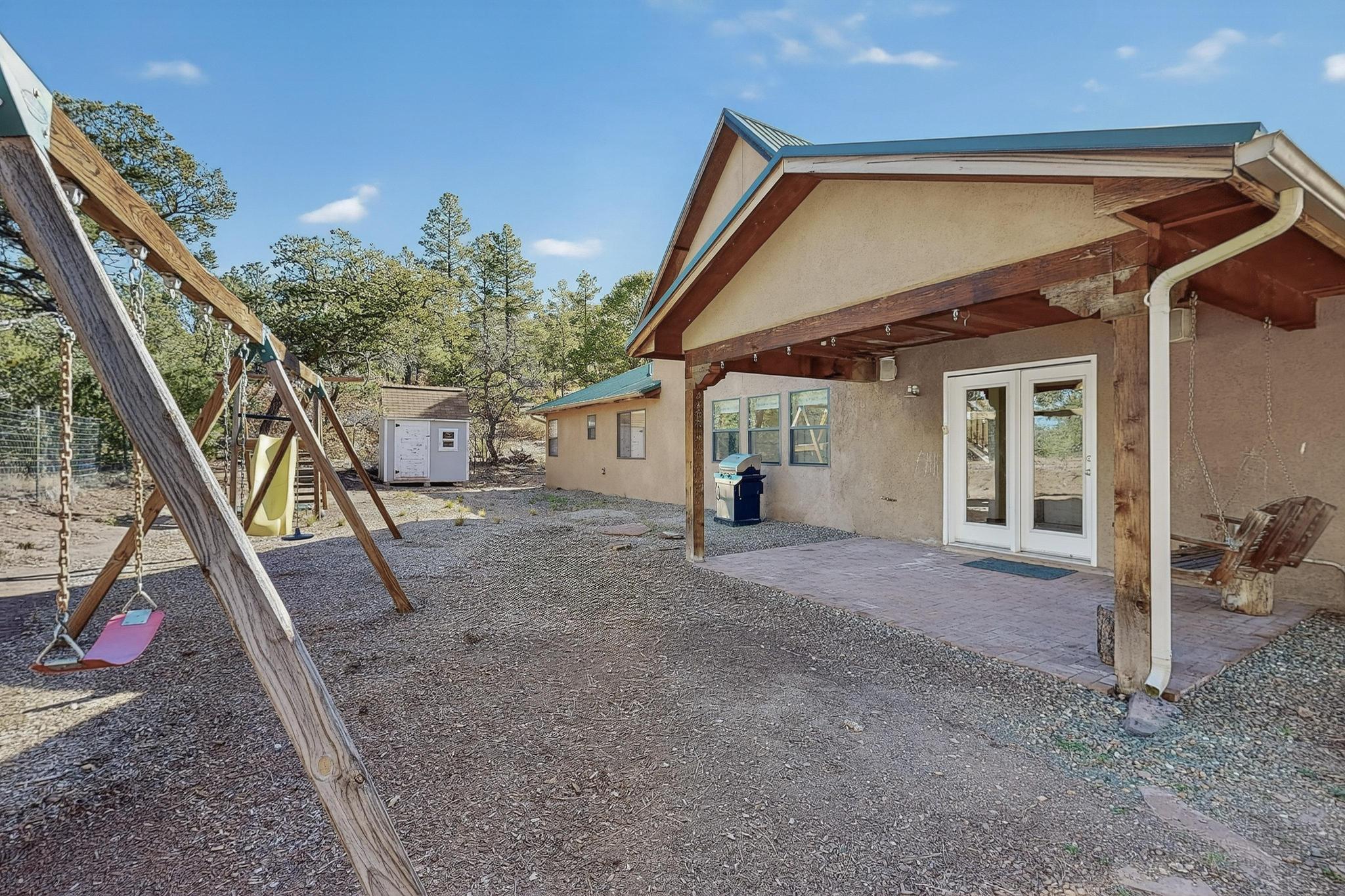 116 SANDIA CREST Road