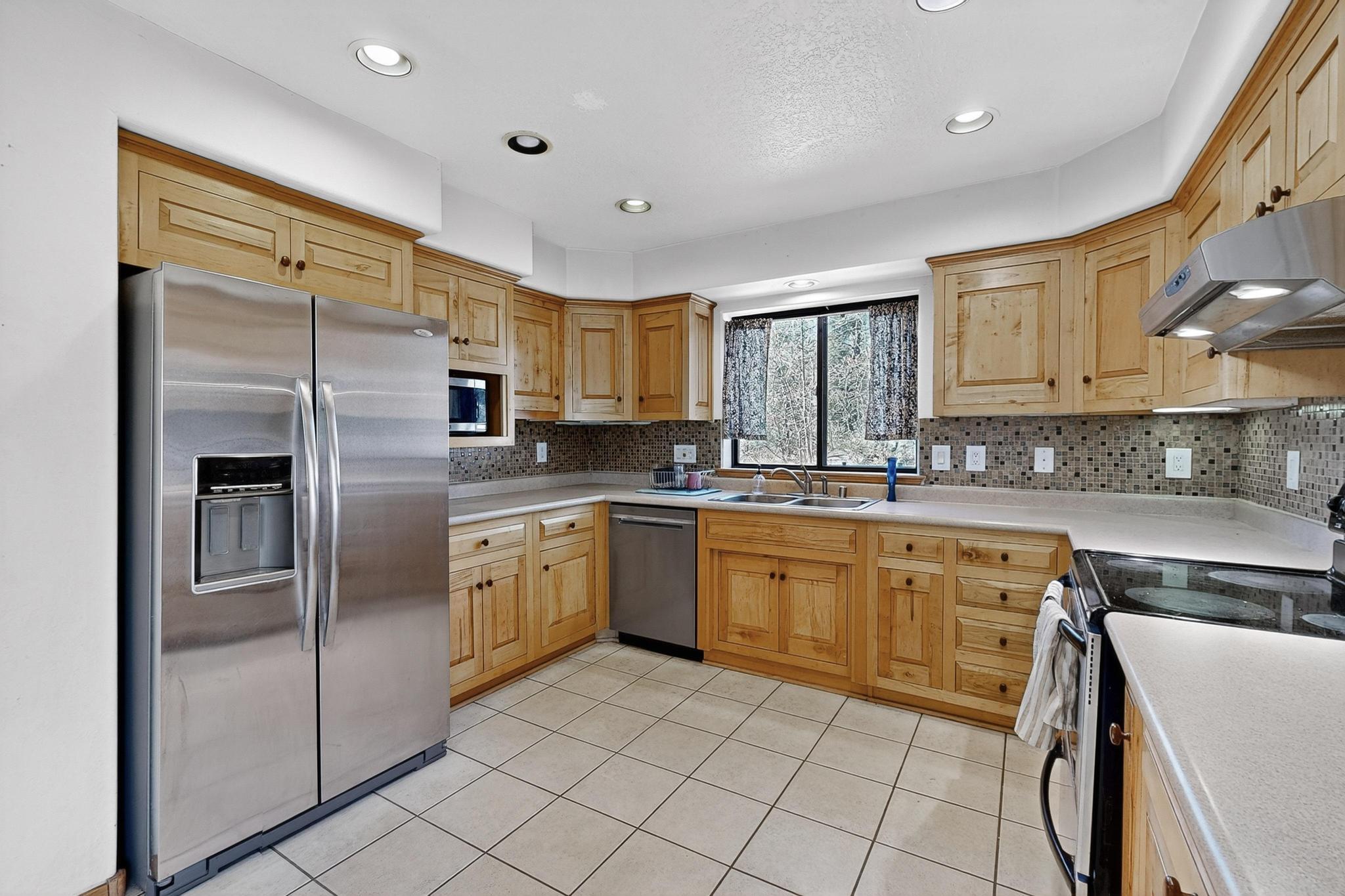 116 SANDIA CREST Road