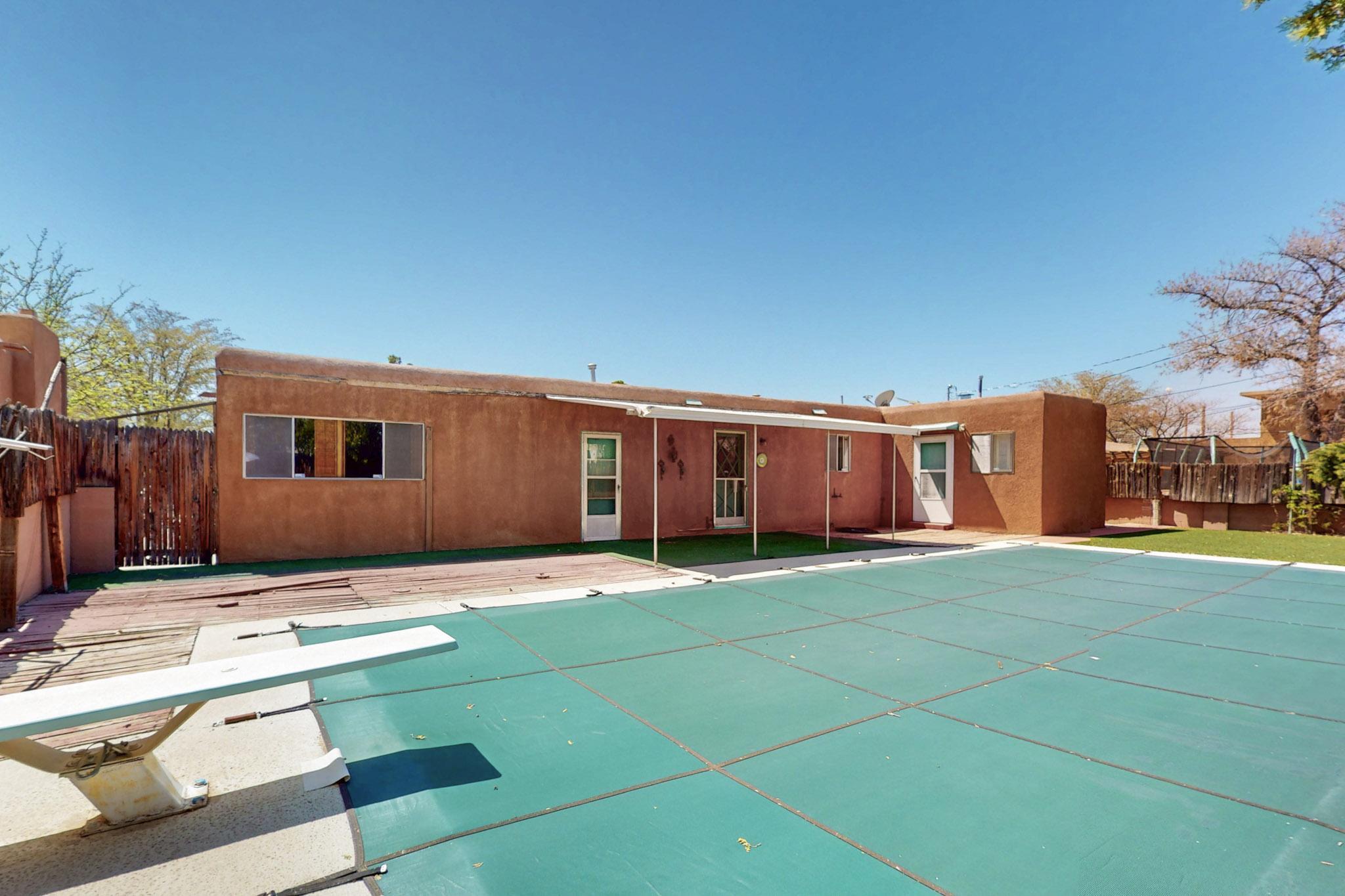 10129 MESA ARRIBA Avenue NE