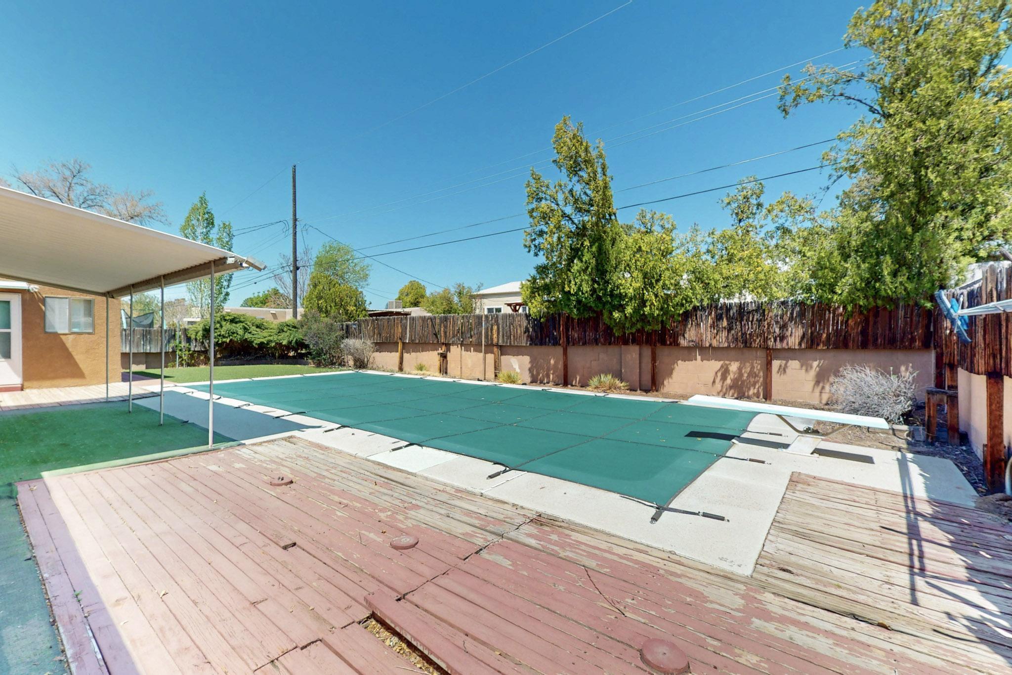 10129 MESA ARRIBA Avenue NE