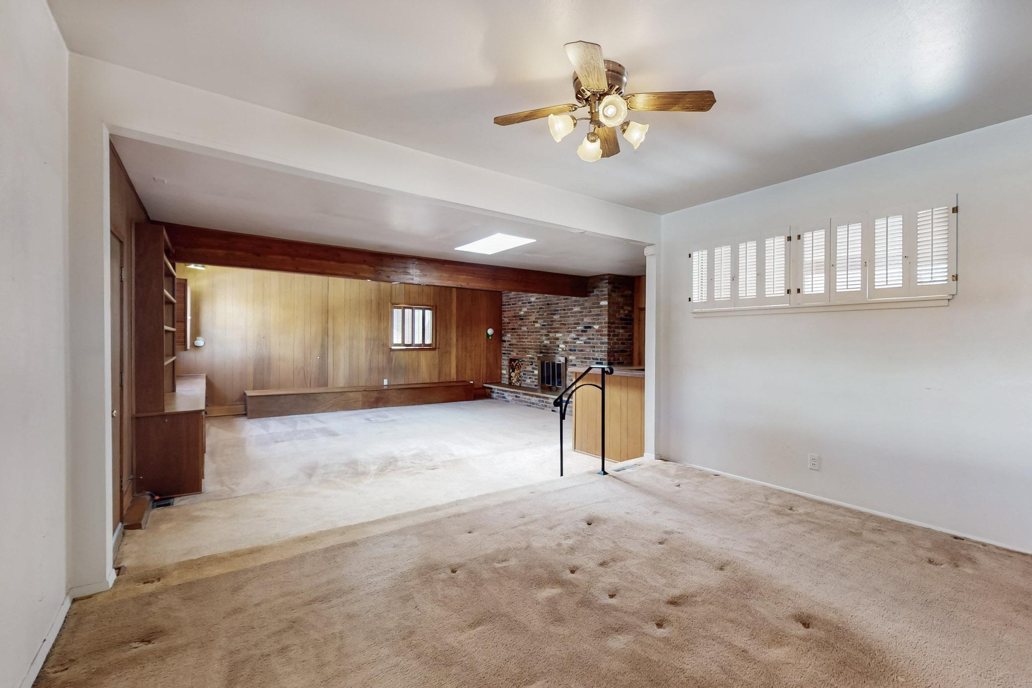 10129 MESA ARRIBA Avenue NE