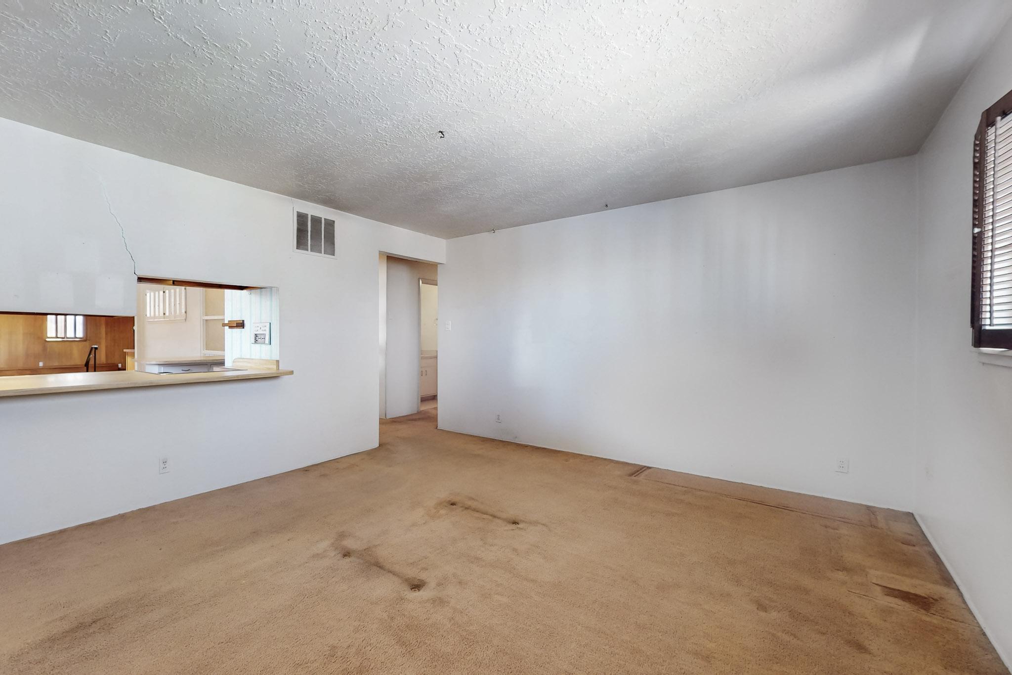 10129 MESA ARRIBA Avenue NE