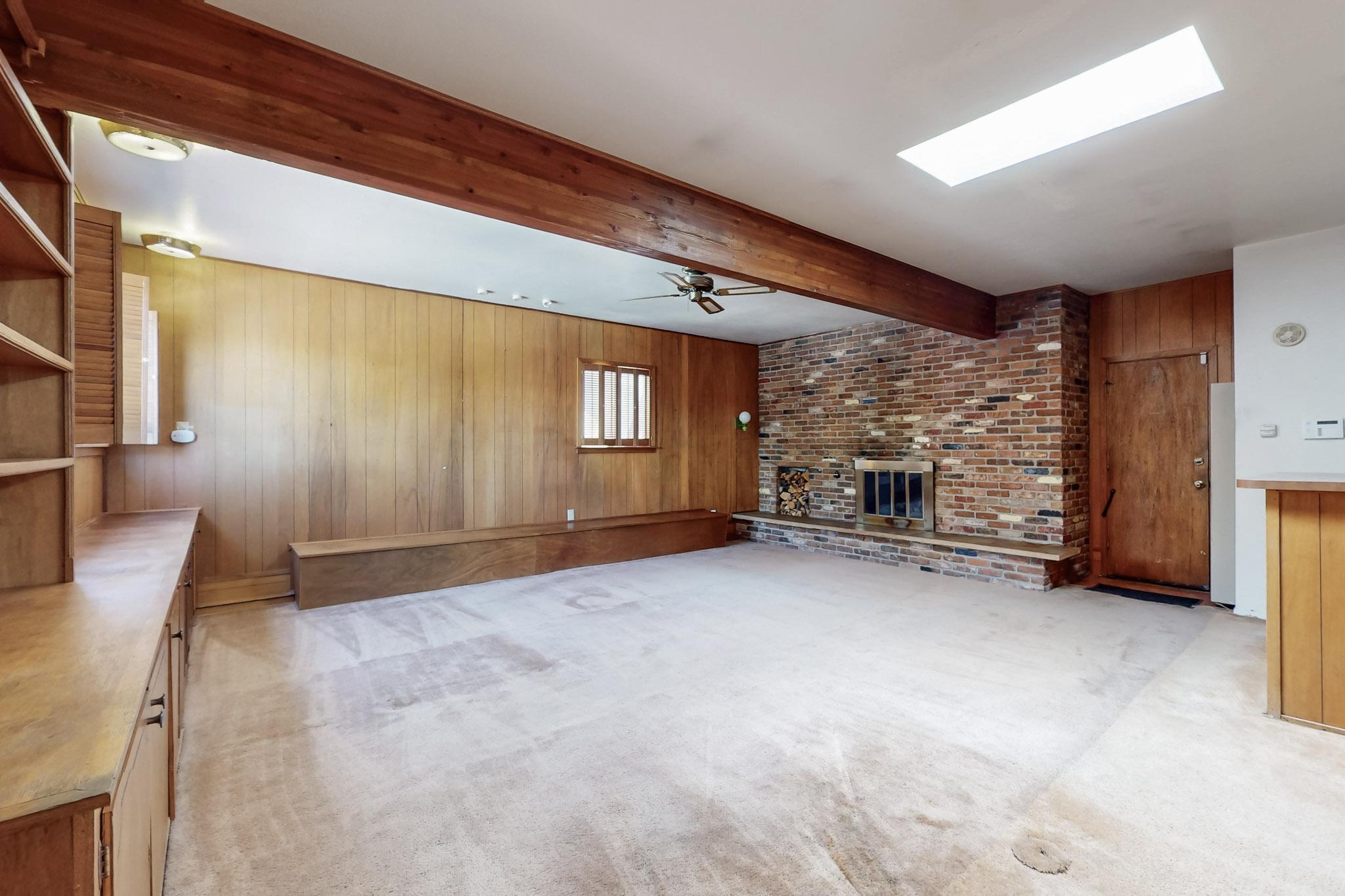10129 MESA ARRIBA Avenue NE